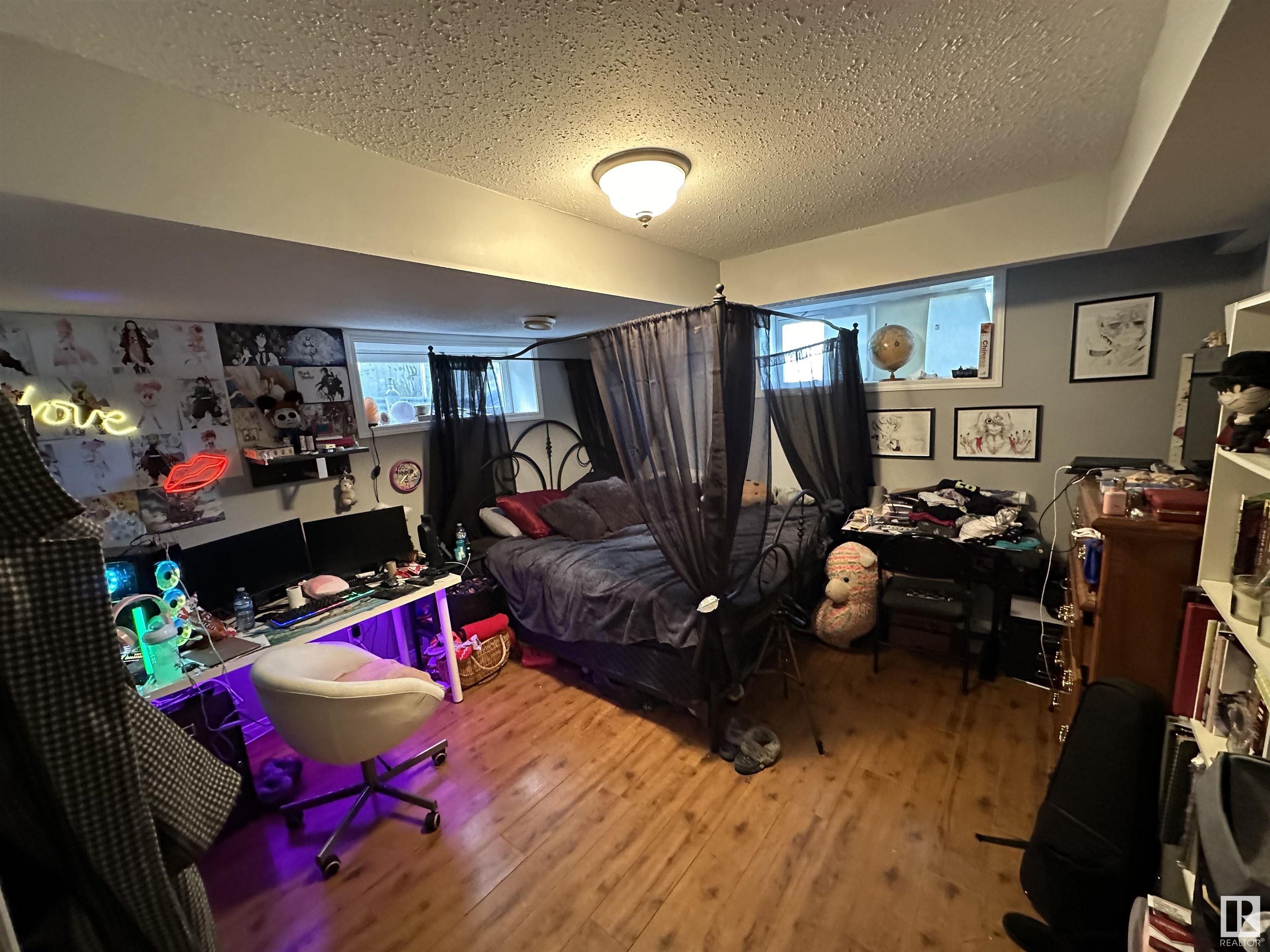      9637/9635 109A AV NW , Edmonton,  ,T5H 1G4 ;  Listing Number: MLS E4420694
