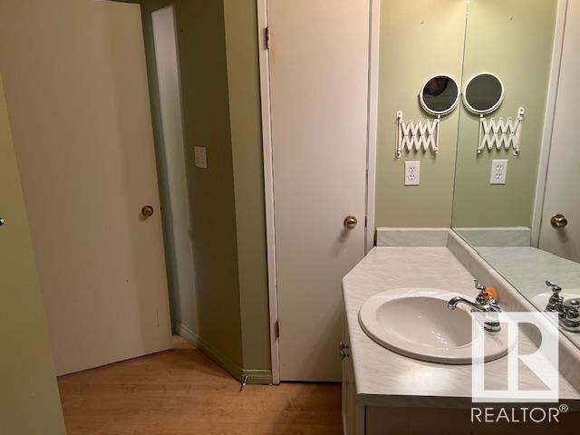      19019 56 AV NW , Edmonton,  ,T6M 2L3 ;  Listing Number: MLS E4420695