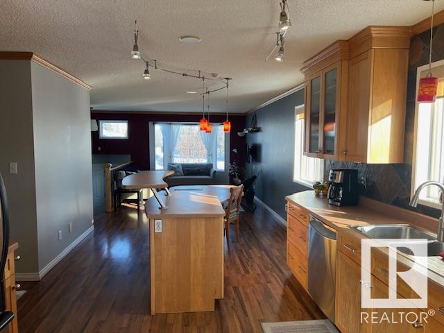      19019 56 AV NW , Edmonton,  ,T6M 2L3 ;  Listing Number: MLS E4420695
