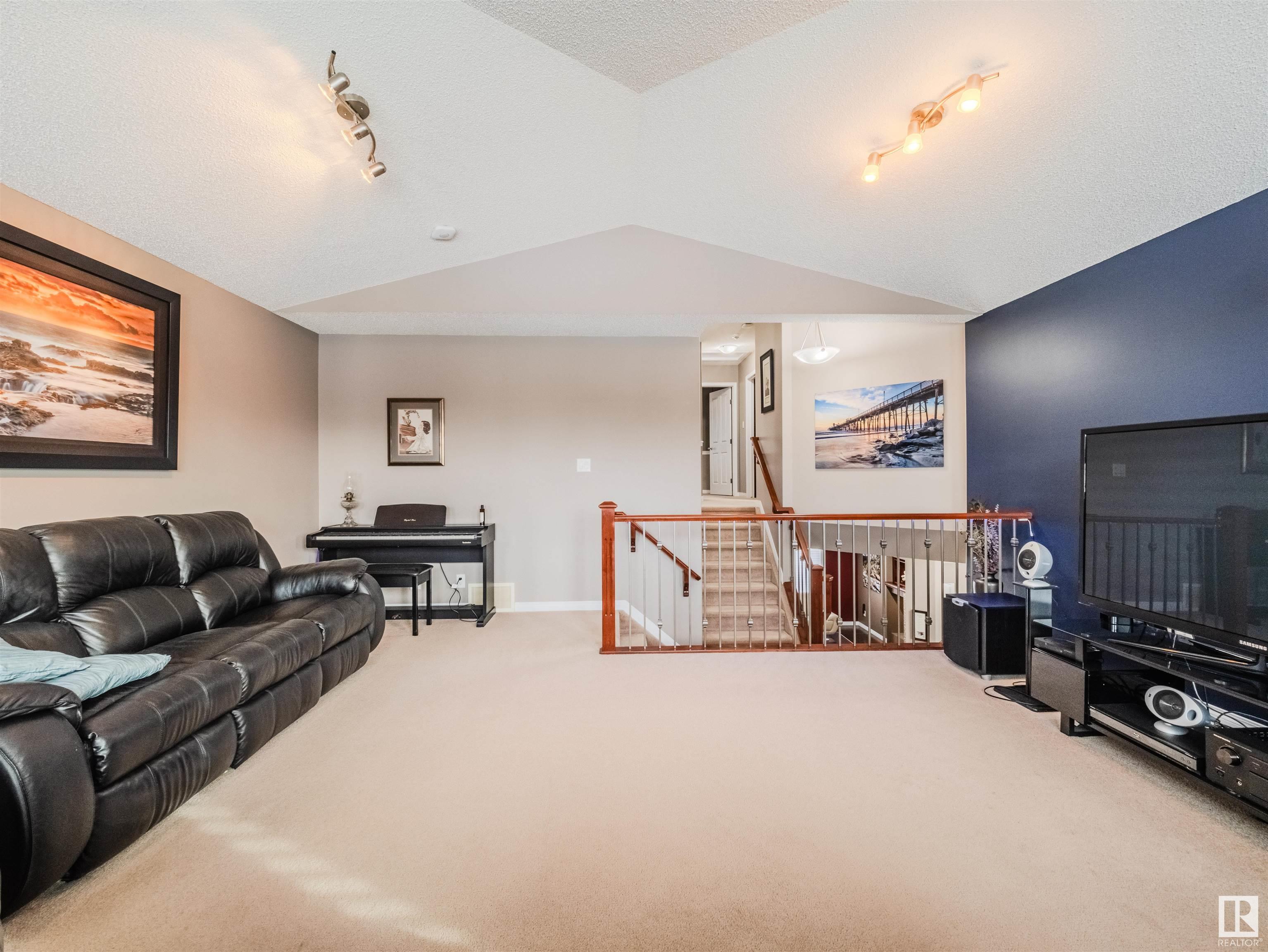      8461 SLOANE CR NW , Edmonton,  ,T6R 0L2 ;  Listing Number: MLS E4420697