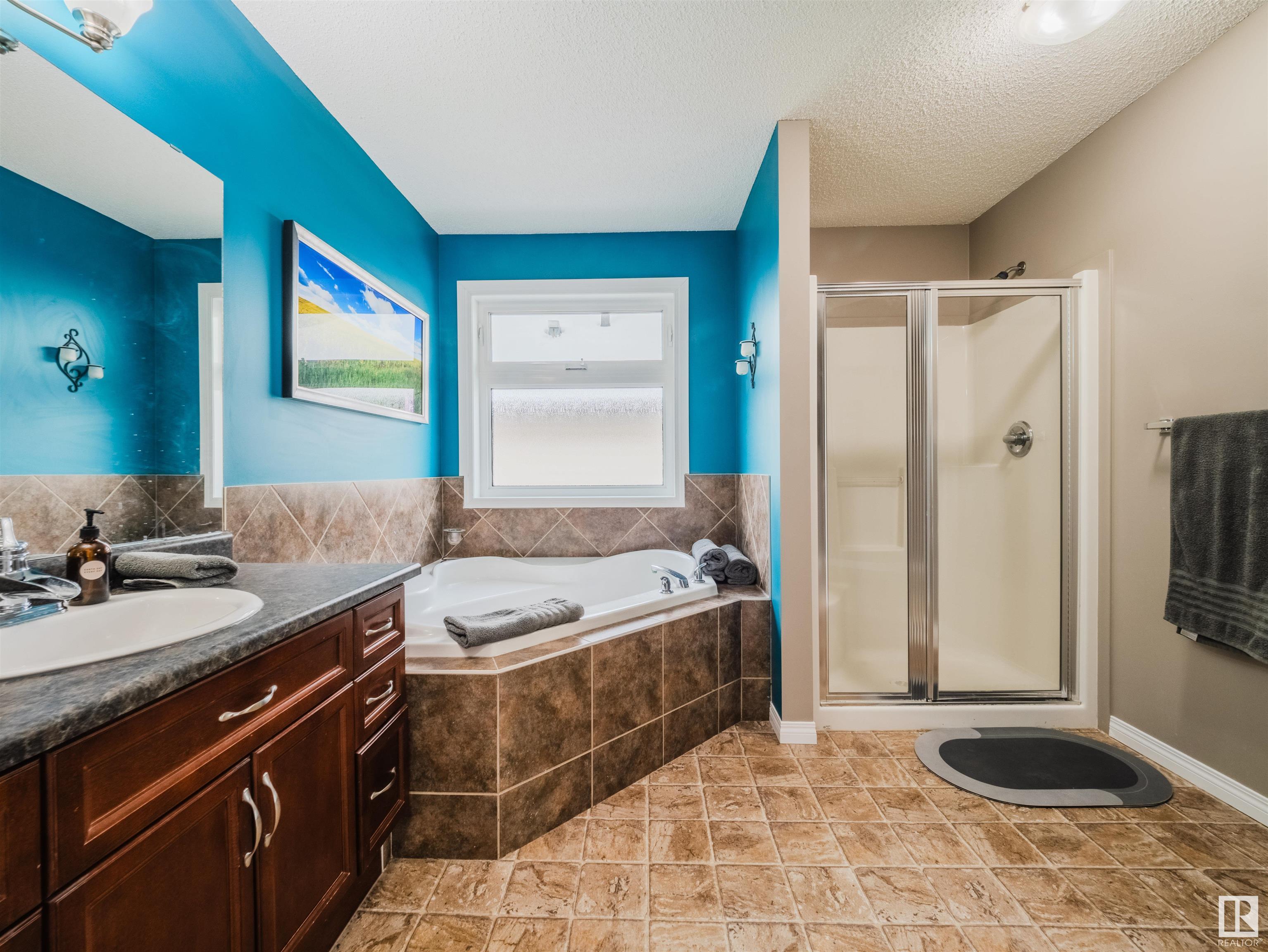      8461 SLOANE CR NW , Edmonton,  ,T6R 0L2 ;  Listing Number: MLS E4420697