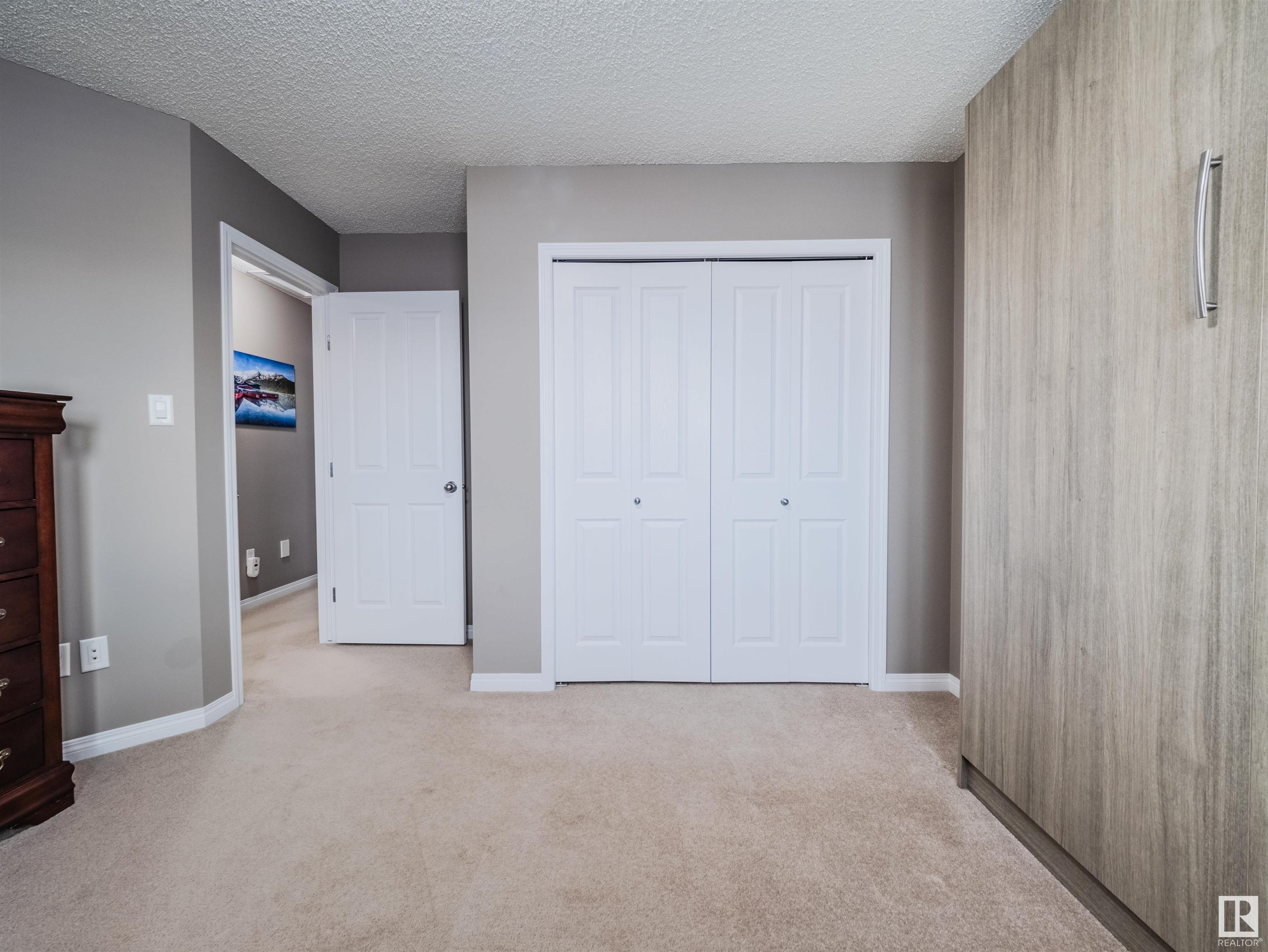      8461 SLOANE CR NW , Edmonton,  ,T6R 0L2 ;  Listing Number: MLS E4420697