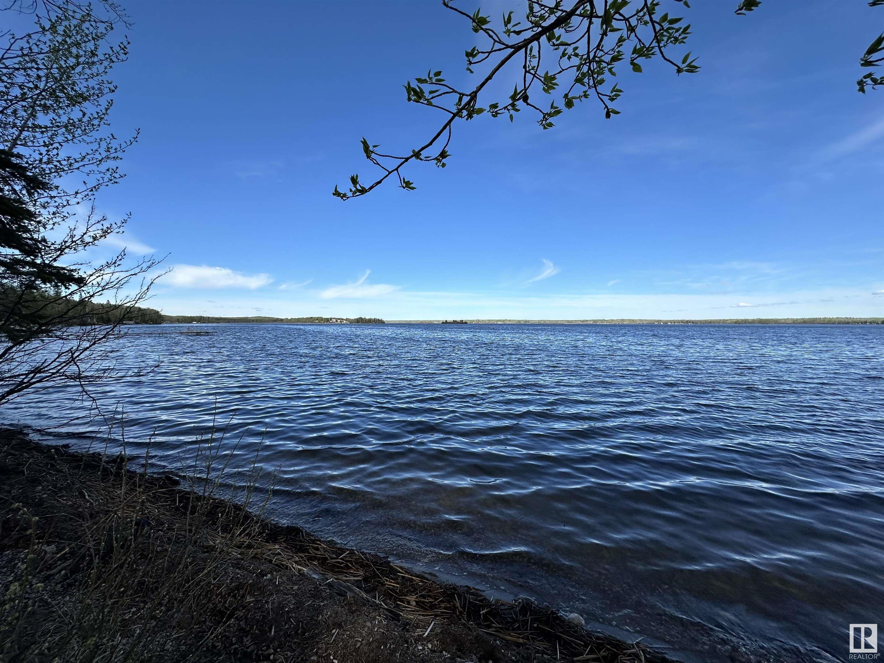      5 POPPY PL , Rural Lac Ste. Anne County,  ,T0E 1H0 ;  Listing Number: MLS E4420702