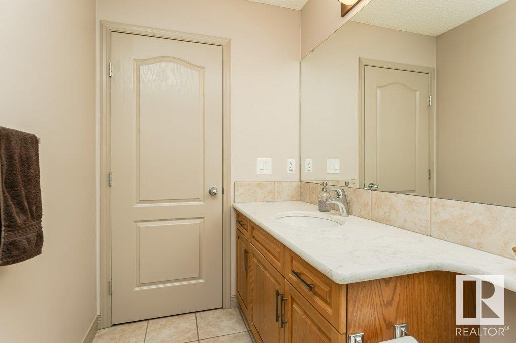      3325 40A AV NW , Edmonton,  ,T6T 1P1 ;  Listing Number: MLS E4420708