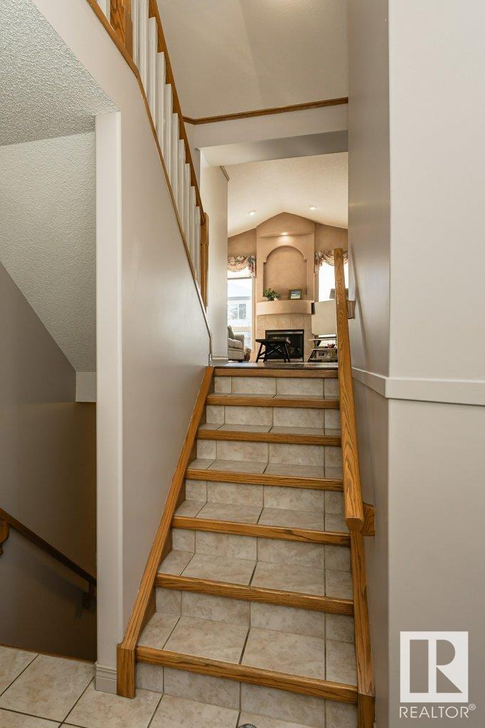      3325 40A AV NW , Edmonton,  ,T6T 1P1 ;  Listing Number: MLS E4420708