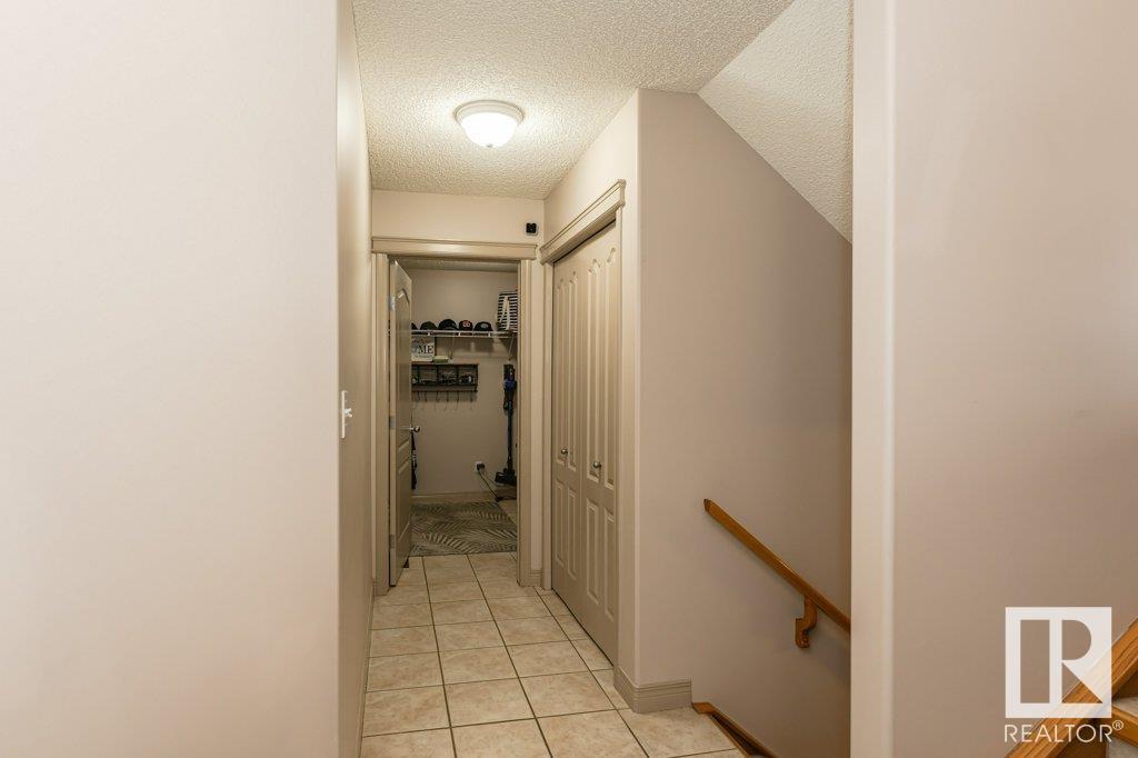      3325 40A AV NW , Edmonton,  ,T6T 1P1 ;  Listing Number: MLS E4420708