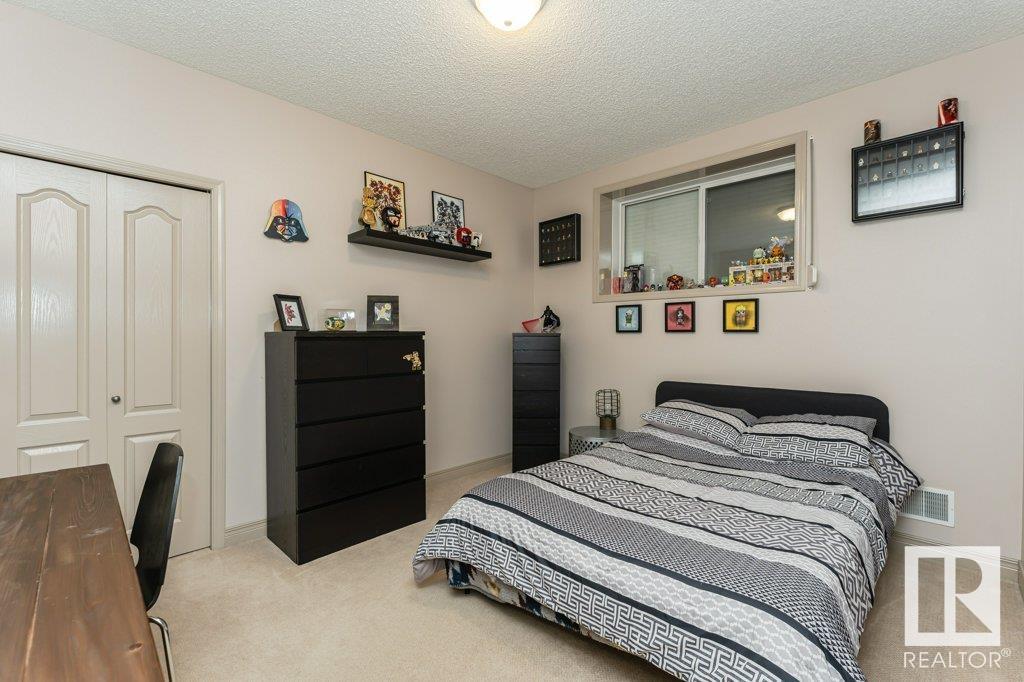     3325 40A AV NW , Edmonton,  ,T6T 1P1 ;  Listing Number: MLS E4420708