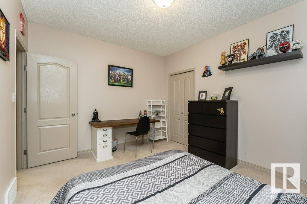      3325 40A AV NW , Edmonton,  ,T6T 1P1 ;  Listing Number: MLS E4420708