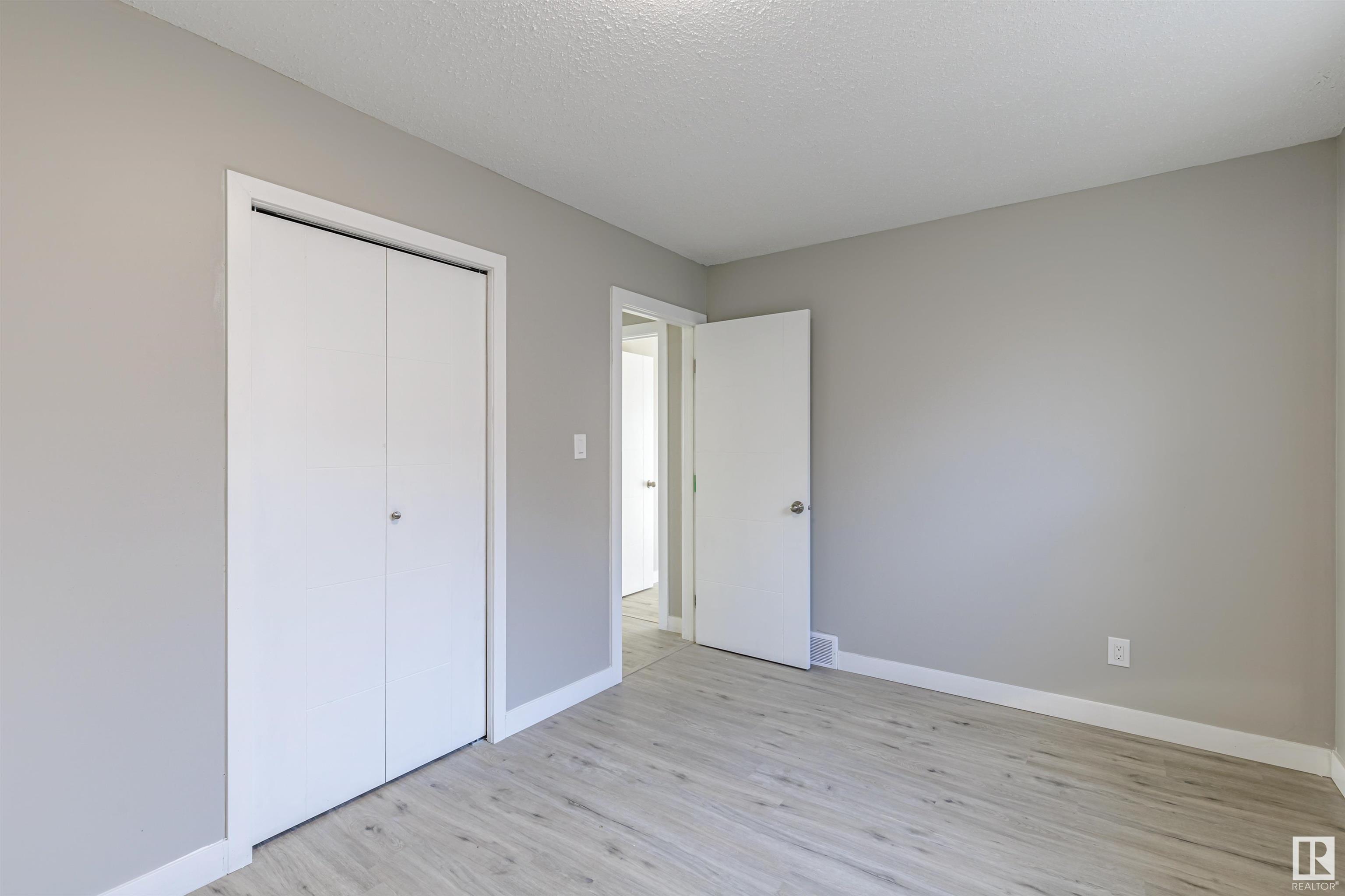      16723 98 ST NW , Edmonton,  ,T5X 2S8 ;  Listing Number: MLS E4420710