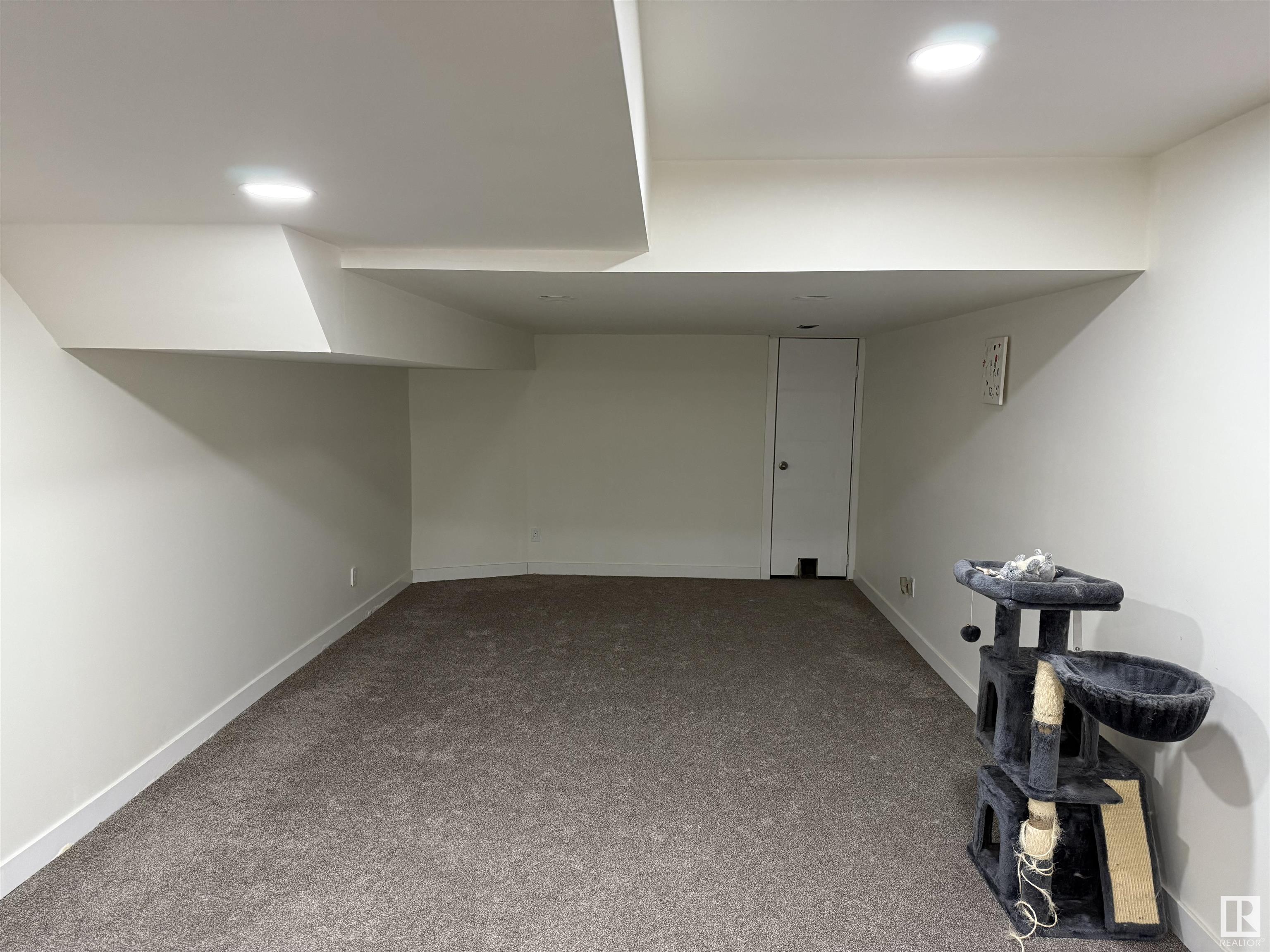      16723 98 ST NW , Edmonton,  ,T5X 2S8 ;  Listing Number: MLS E4420710