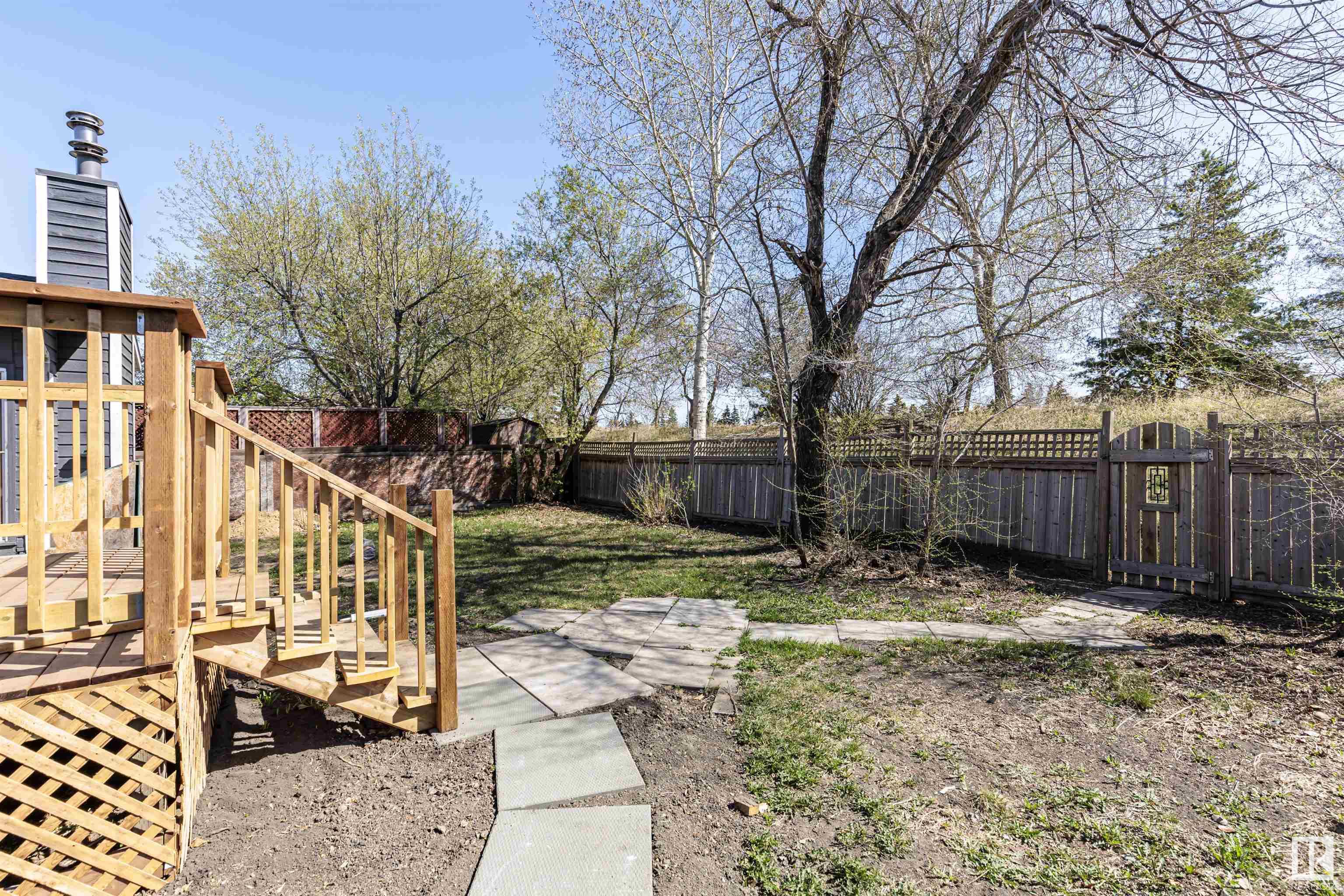      16723 98 ST NW , Edmonton,  ,T5X 2S8 ;  Listing Number: MLS E4420710