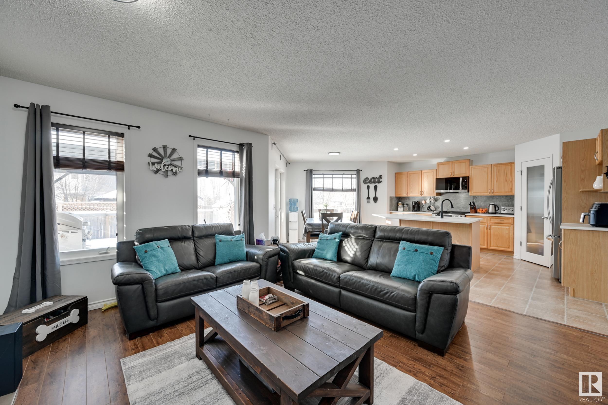      9 ASPEN GA , Fort Saskatchewan,  ,T8L 4R9 ;  Listing Number: MLS E4420716