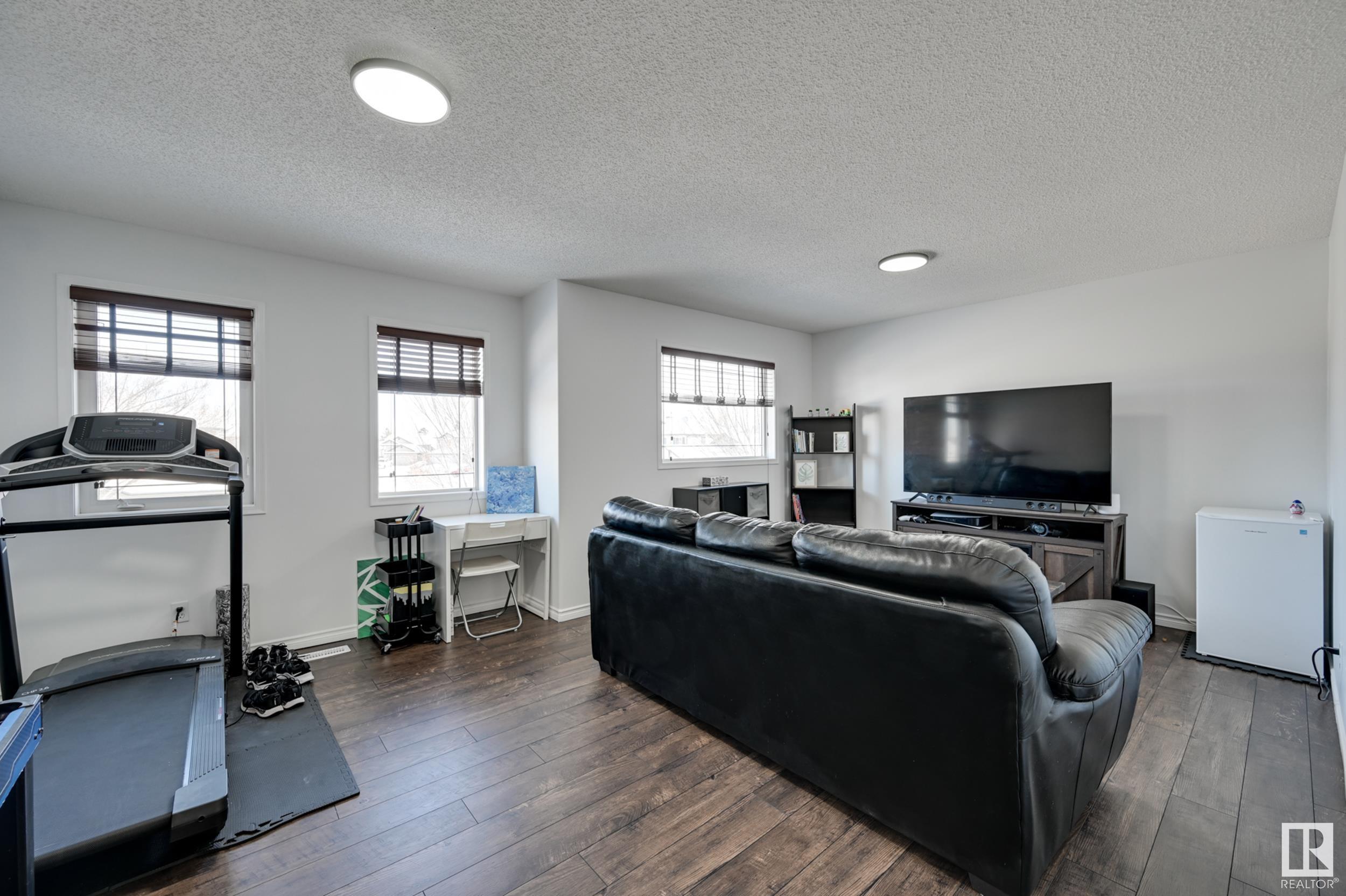      9 ASPEN GA , Fort Saskatchewan,  ,T8L 4R9 ;  Listing Number: MLS E4420716