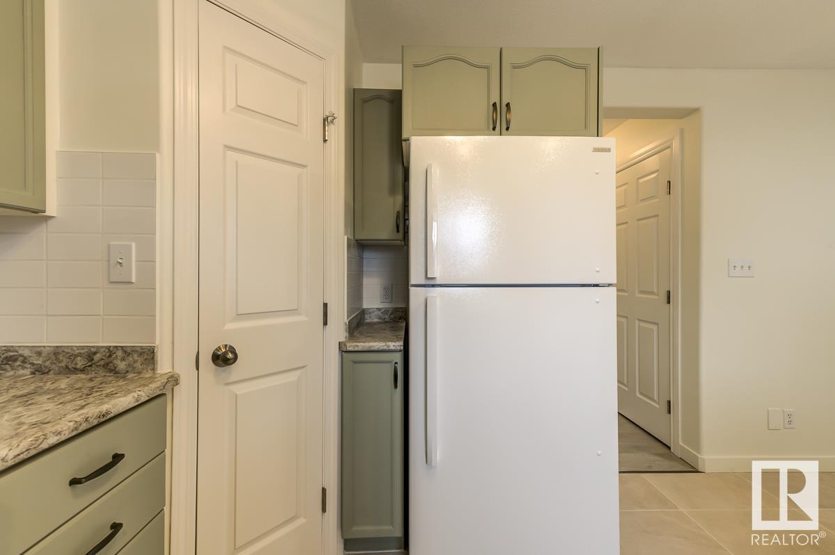      12042 65 ST NW , Edmonton,  ,T5W 4L7 ;  Listing Number: MLS E4420718