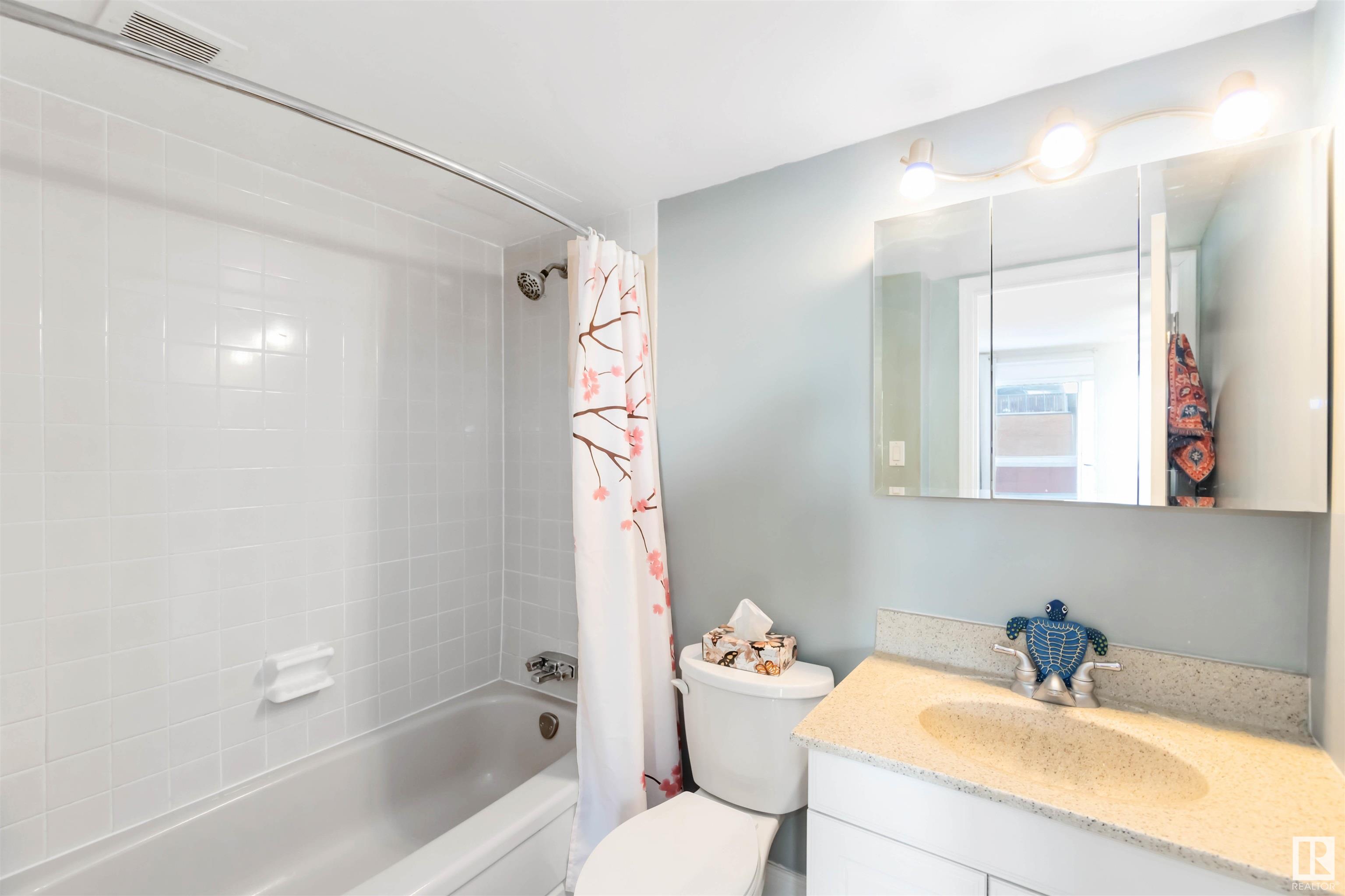      #1005 10140 120 ST NW , Edmonton,  ,T5K 1Z8 ;  Listing Number: MLS E4420721