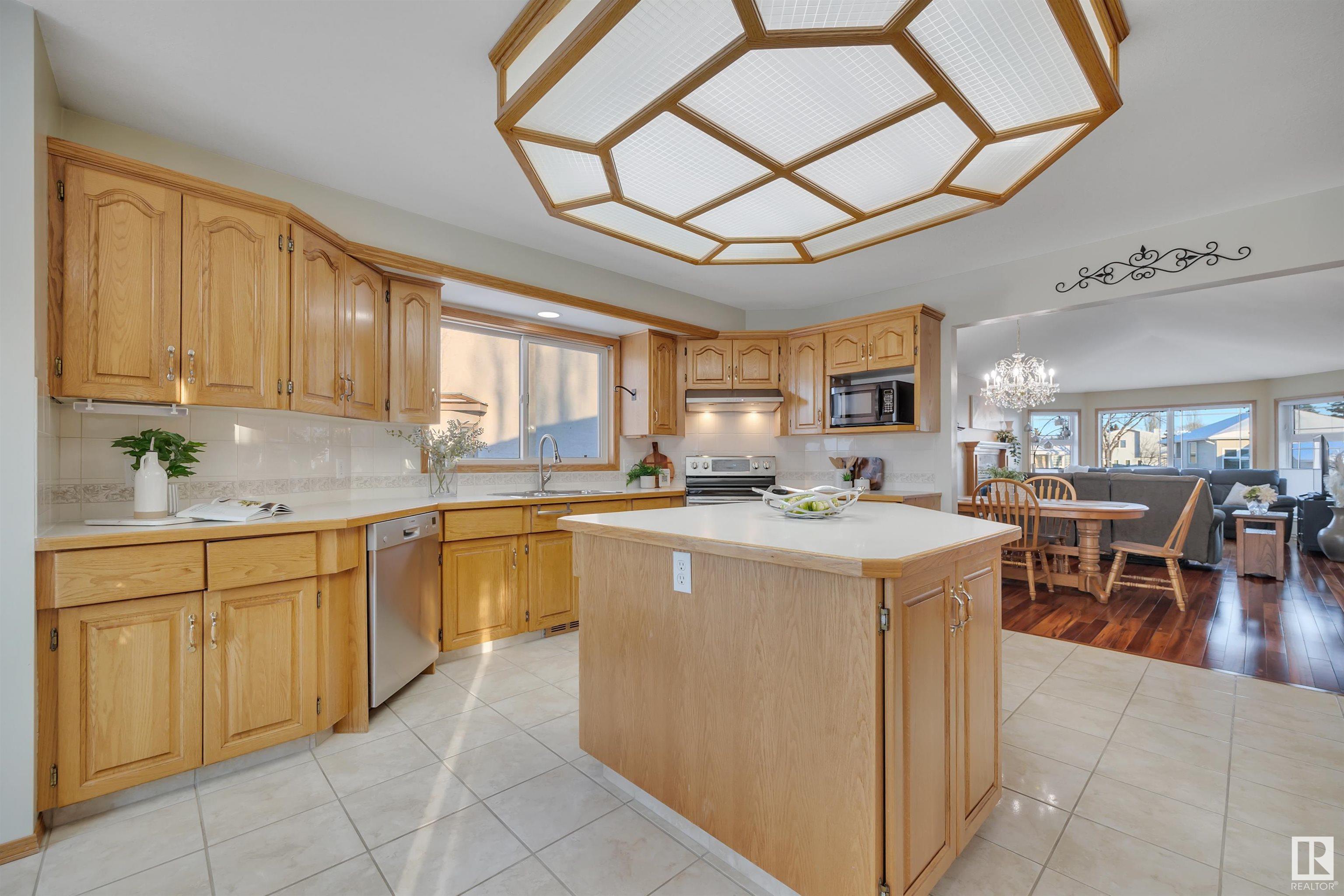      6 BAKER PL , Leduc,  ,T9E 6N8 ;  Listing Number: MLS E4420725