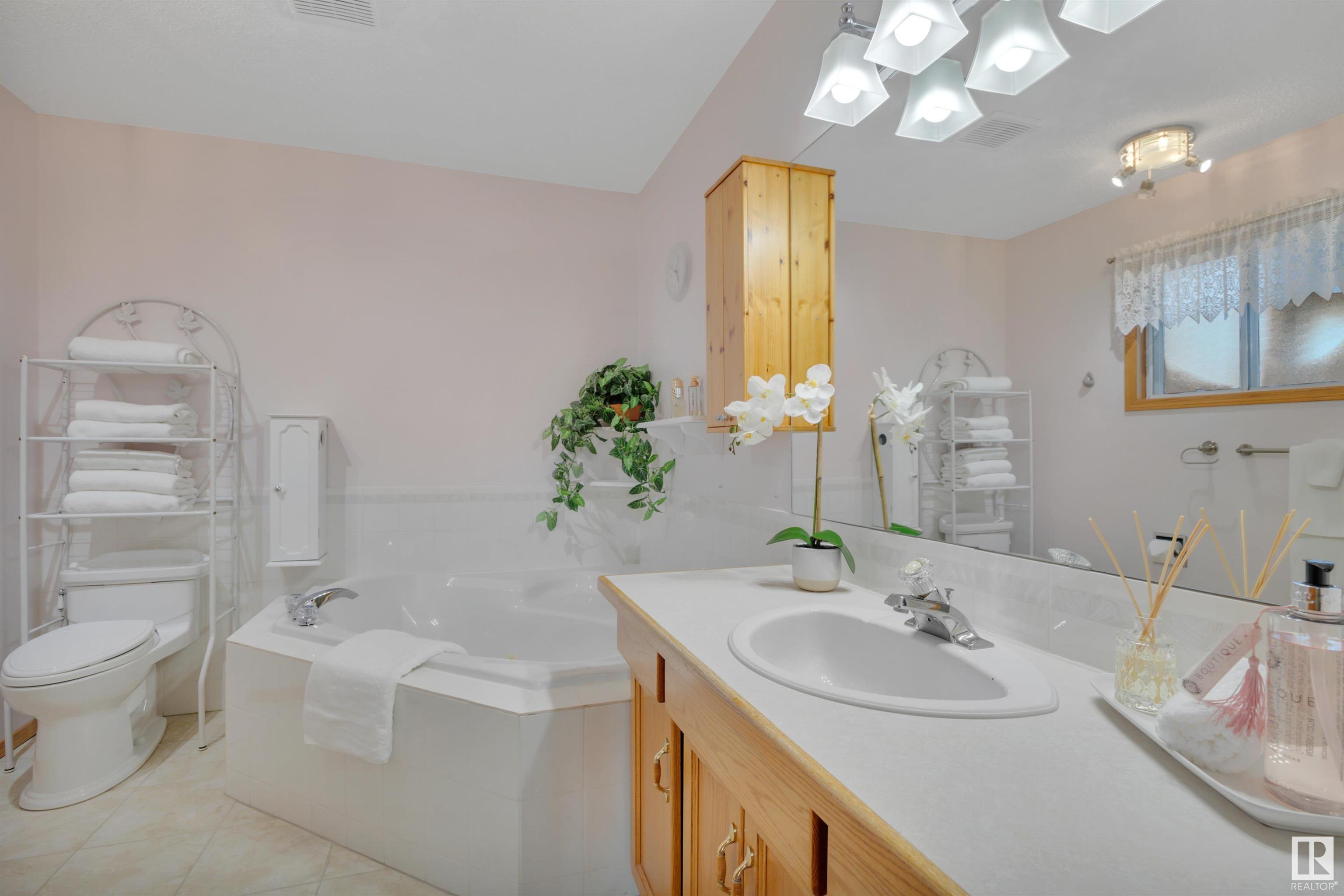      6 BAKER PL , Leduc,  ,T9E 6N8 ;  Listing Number: MLS E4420725