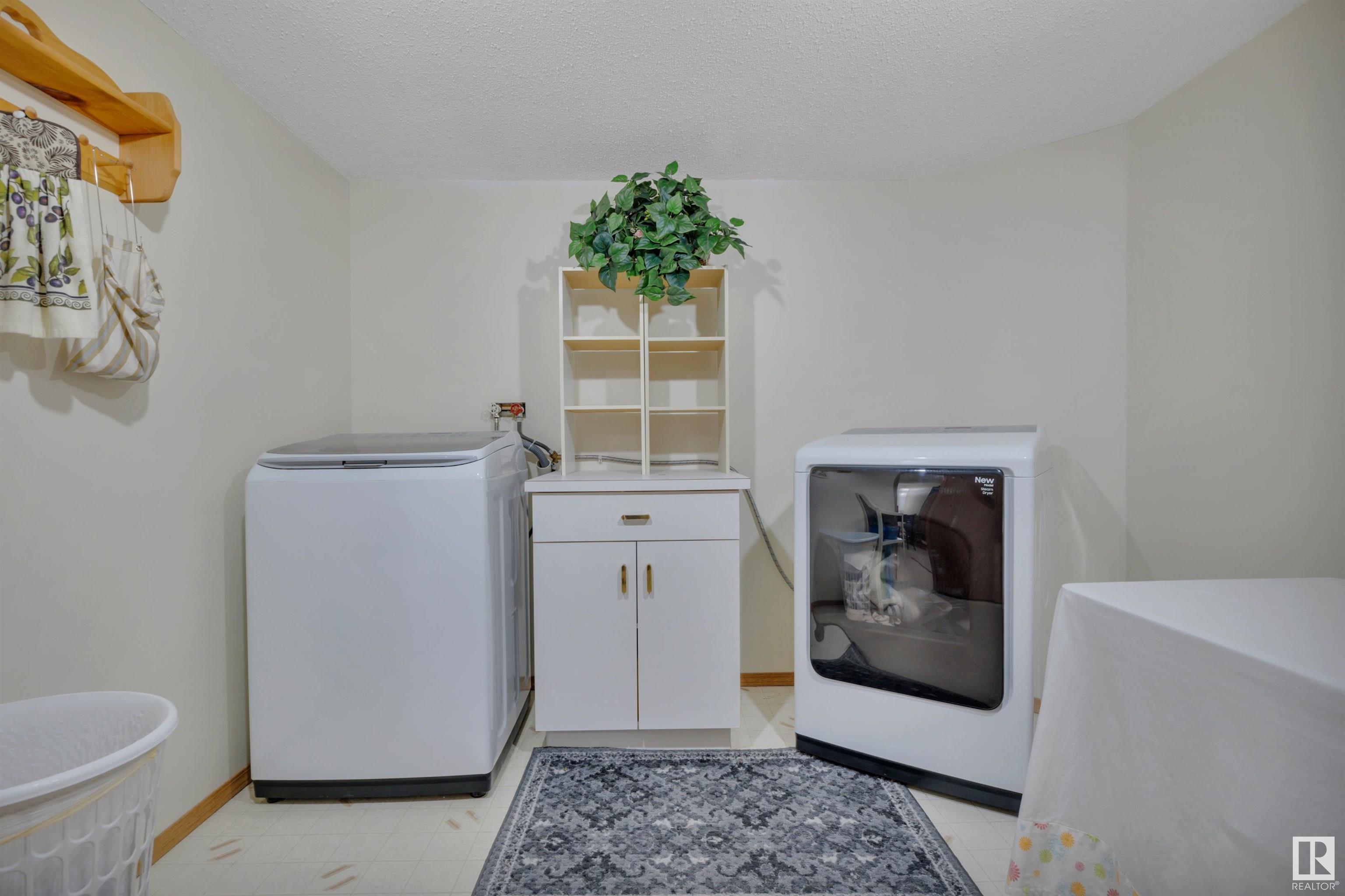      6 BAKER PL , Leduc,  ,T9E 6N8 ;  Listing Number: MLS E4420725