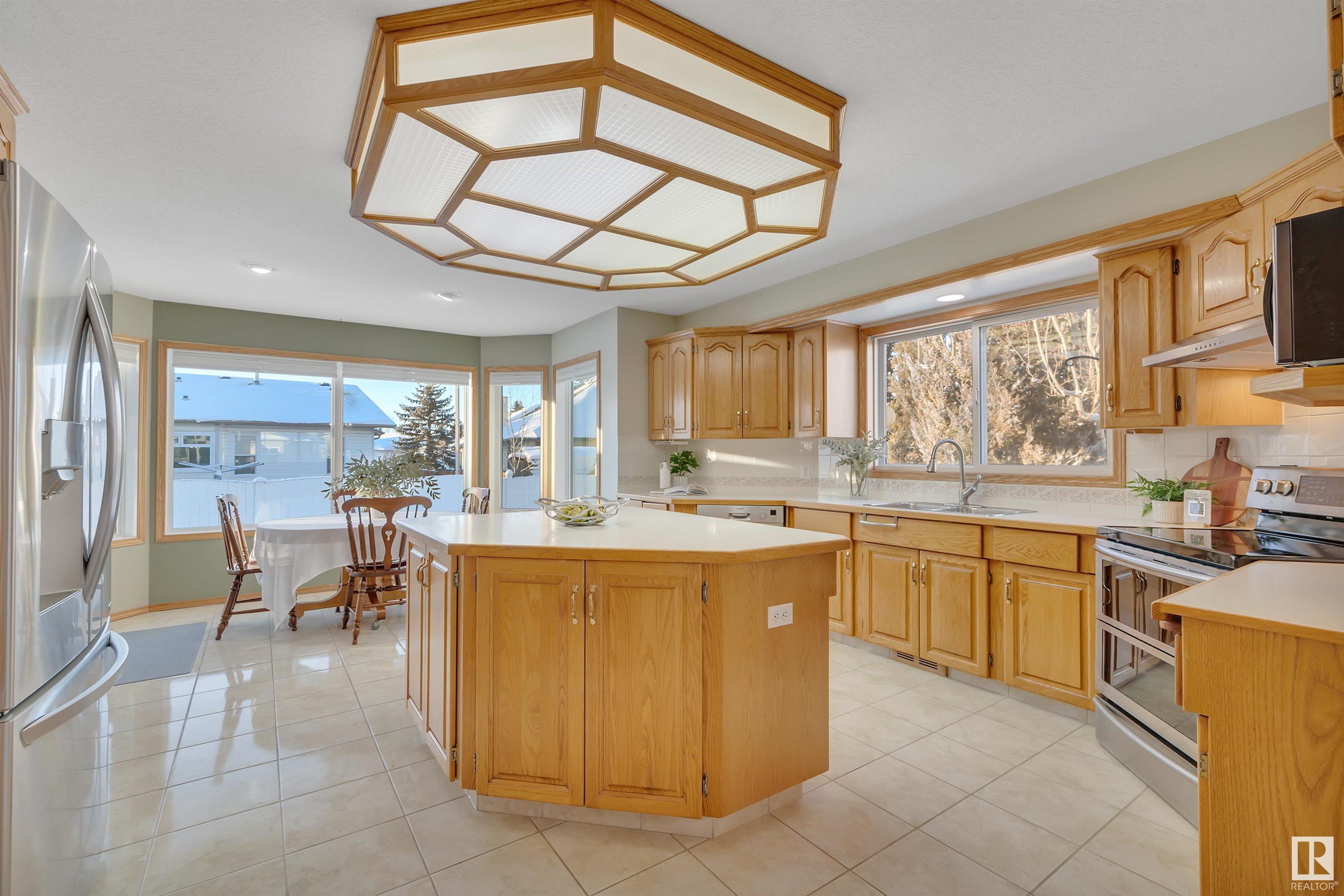      6 BAKER PL , Leduc,  ,T9E 6N8 ;  Listing Number: MLS E4420725