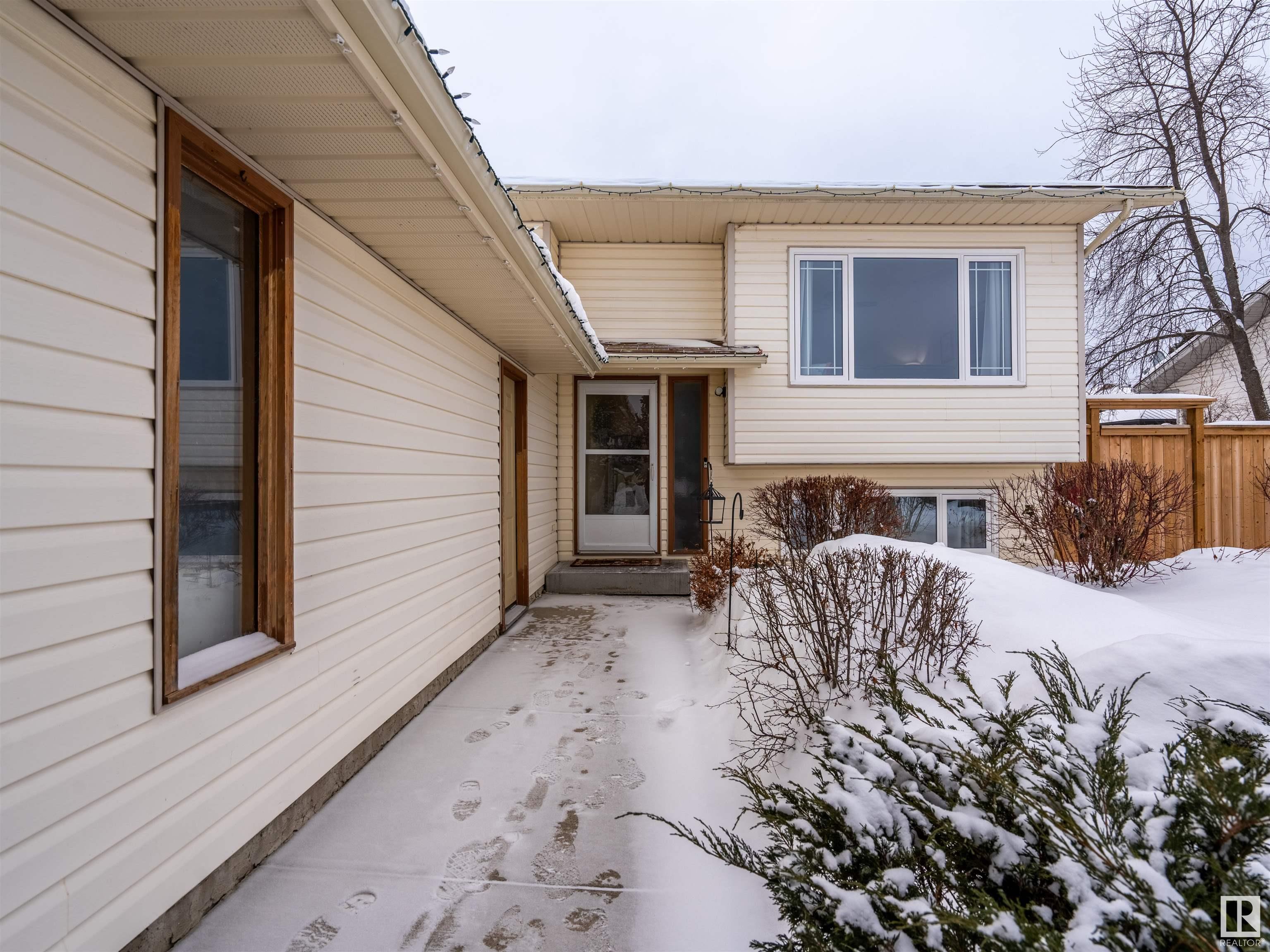      3911 54 AV , Cold Lake,  ,T9M 2A9 ;  Listing Number: MLS E4420730