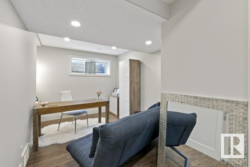      7442 MAY CM NW NW , Edmonton,  ,T6R 0V2 ;  Listing Number: MLS E4420732