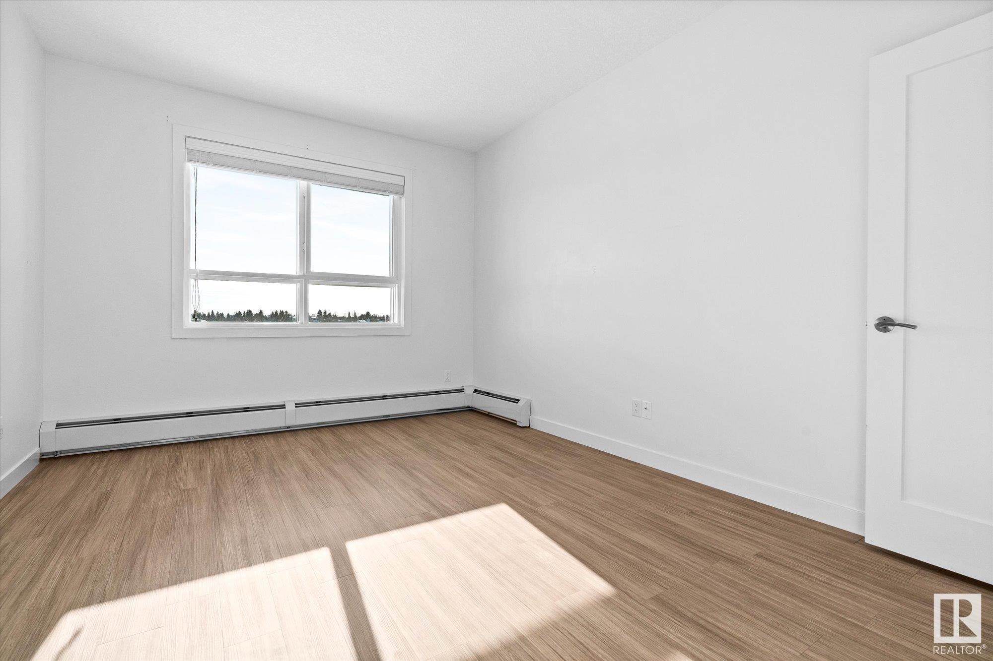      #404 17 COLUMBIA AV W , Devon,  ,T9G 1K1 ;  Listing Number: MLS E4420739