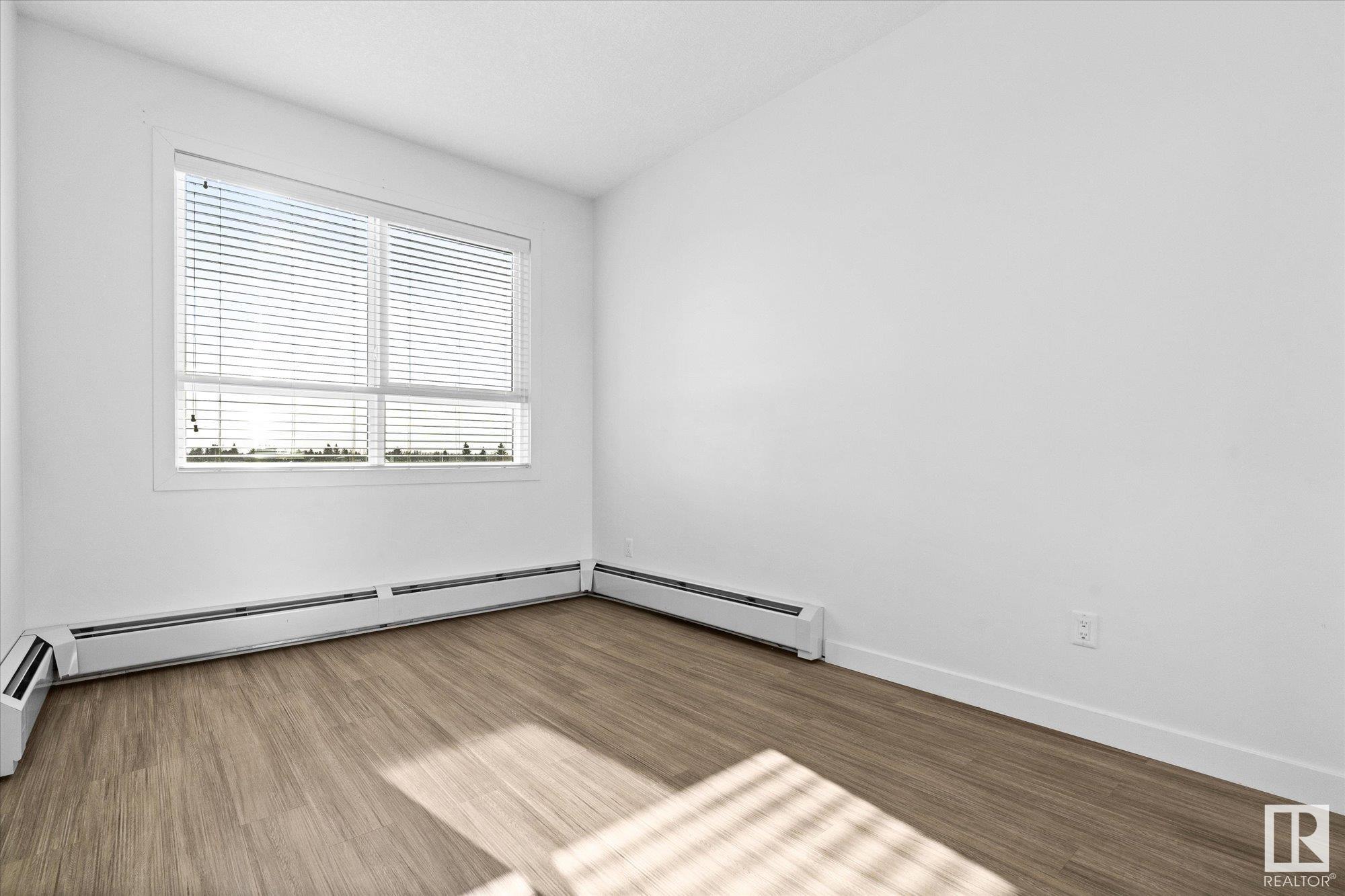      #404 17 COLUMBIA AV W , Devon,  ,T9G 1K1 ;  Listing Number: MLS E4420739
