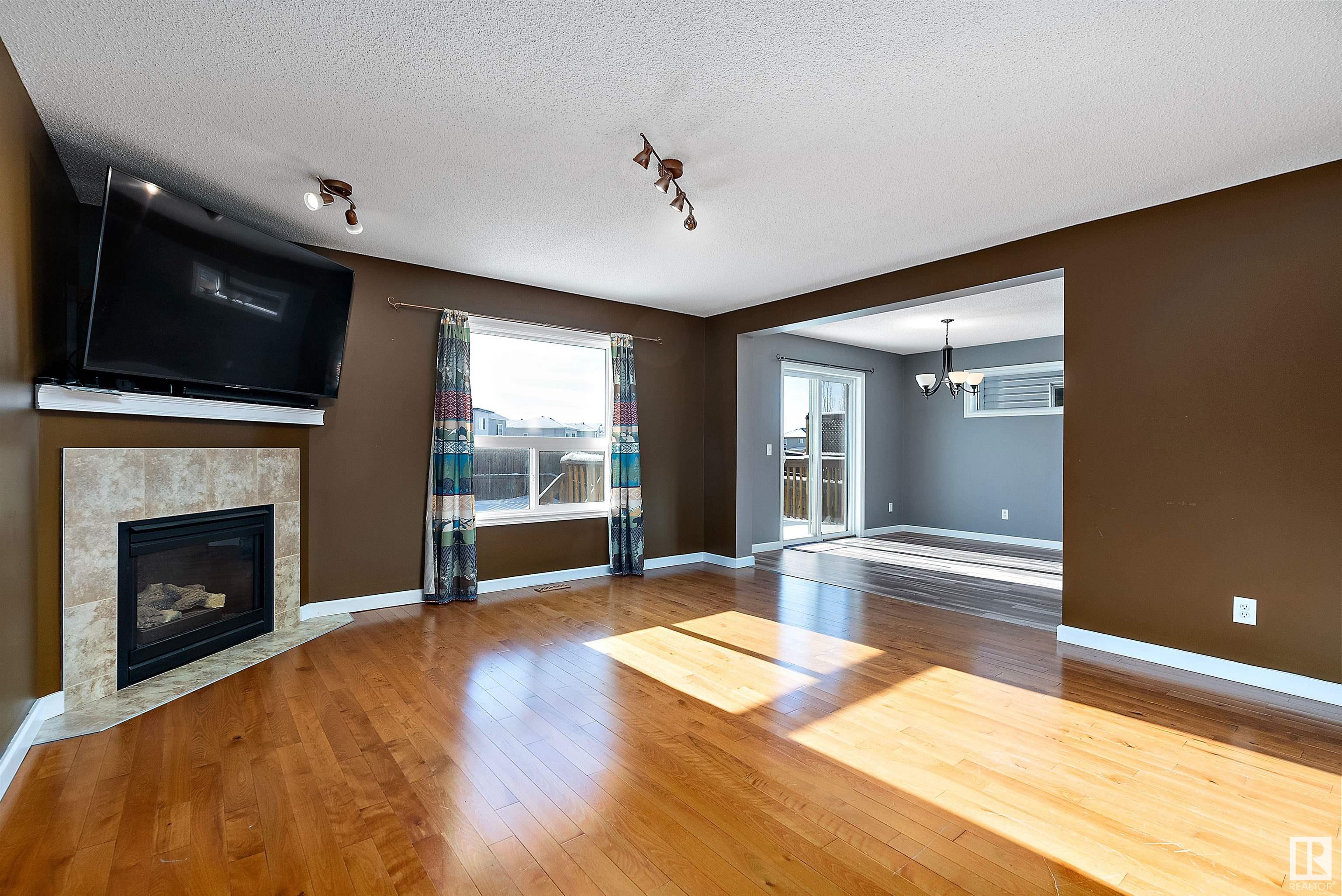      73 DALQUIST BA , Leduc,  ,T9E 0N5 ;  Listing Number: MLS E4420740