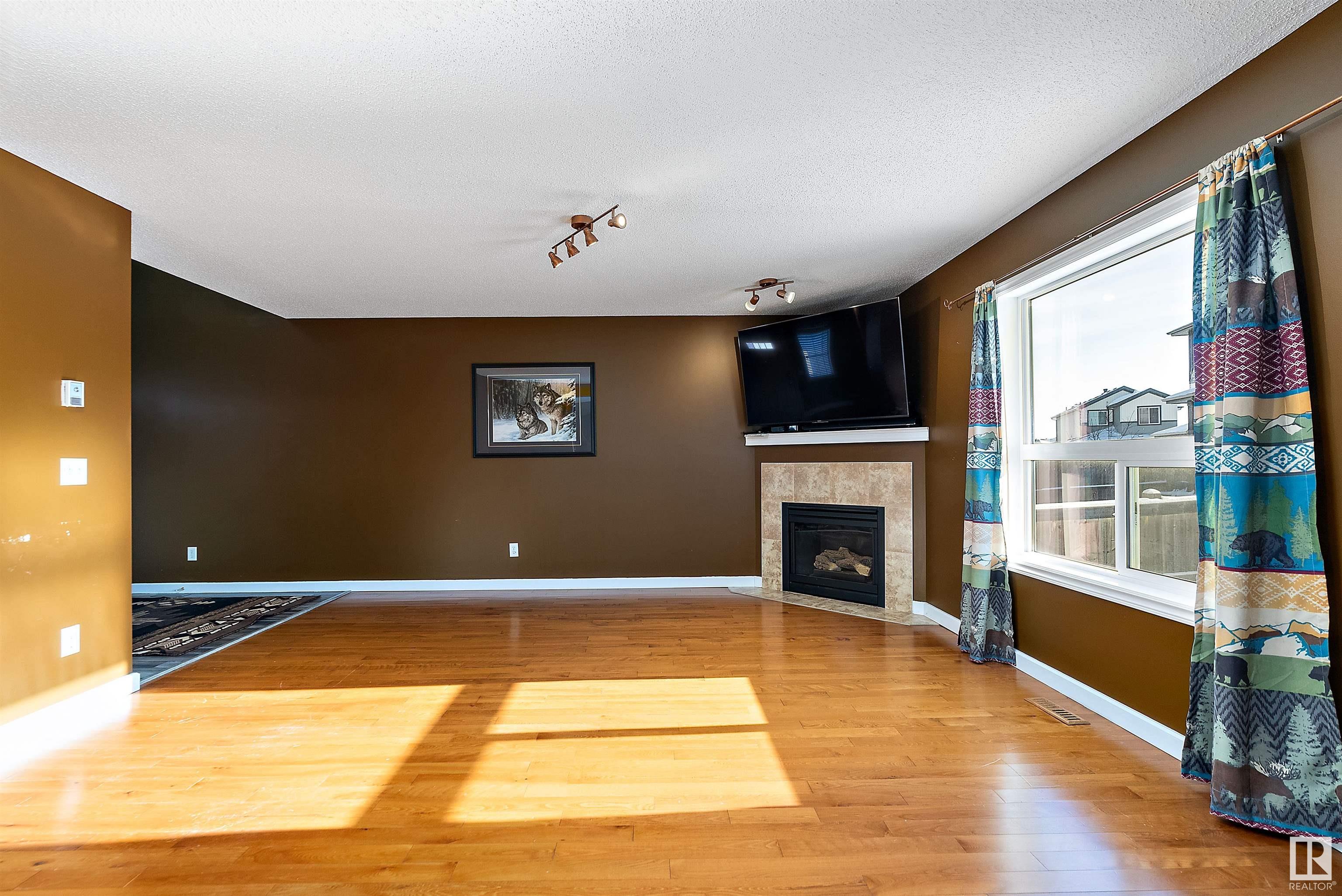      73 DALQUIST BA , Leduc,  ,T9E 0N5 ;  Listing Number: MLS E4420740