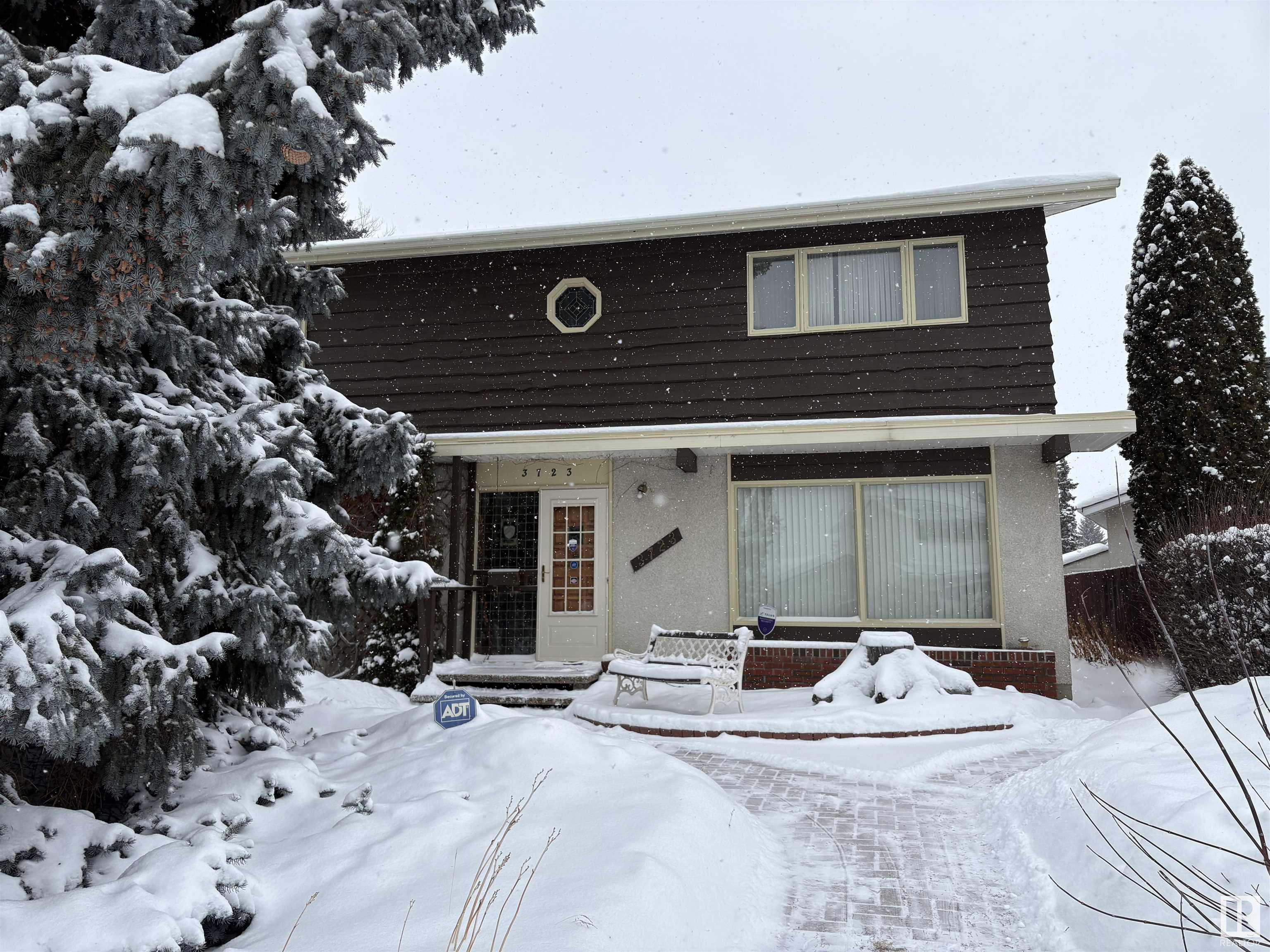      3723 117A ST NW , Edmonton,  ,T6J 1V6 ;  Listing Number: MLS E4420747