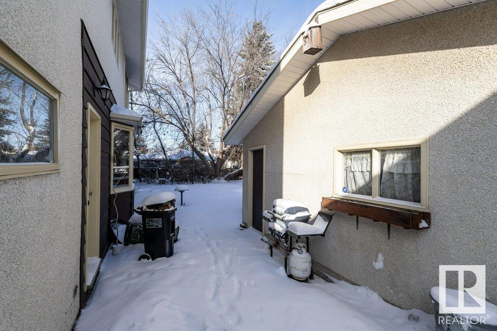      3723 117A ST NW , Edmonton,  ,T6J 1V6 ;  Listing Number: MLS E4420747