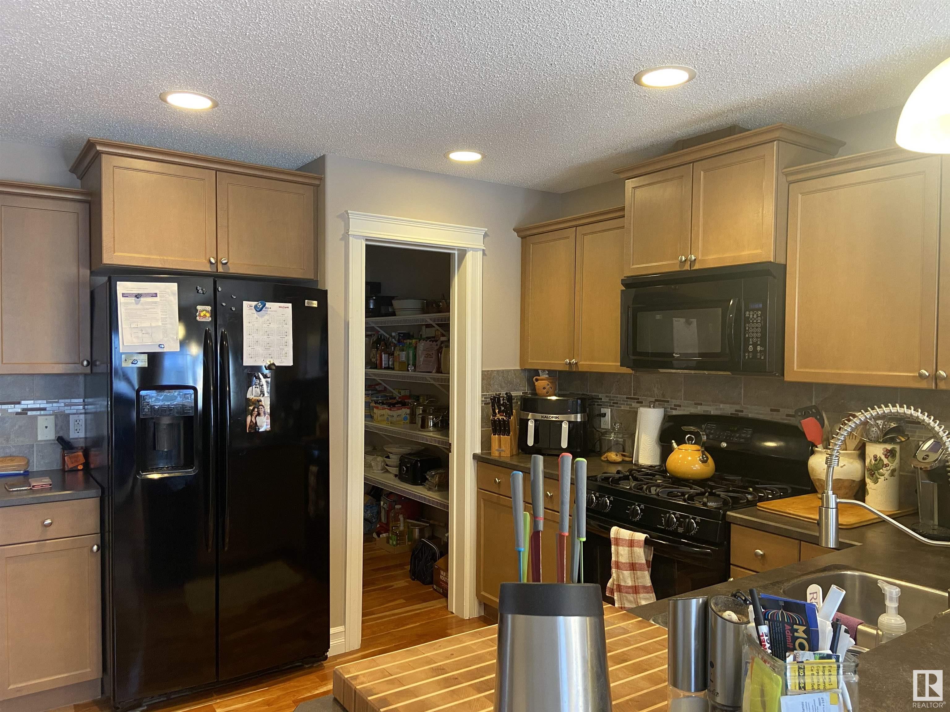      31 catalina CO N , Fort Saskatchewan,  ,T7X 0L5 ;  Listing Number: MLS E4420758