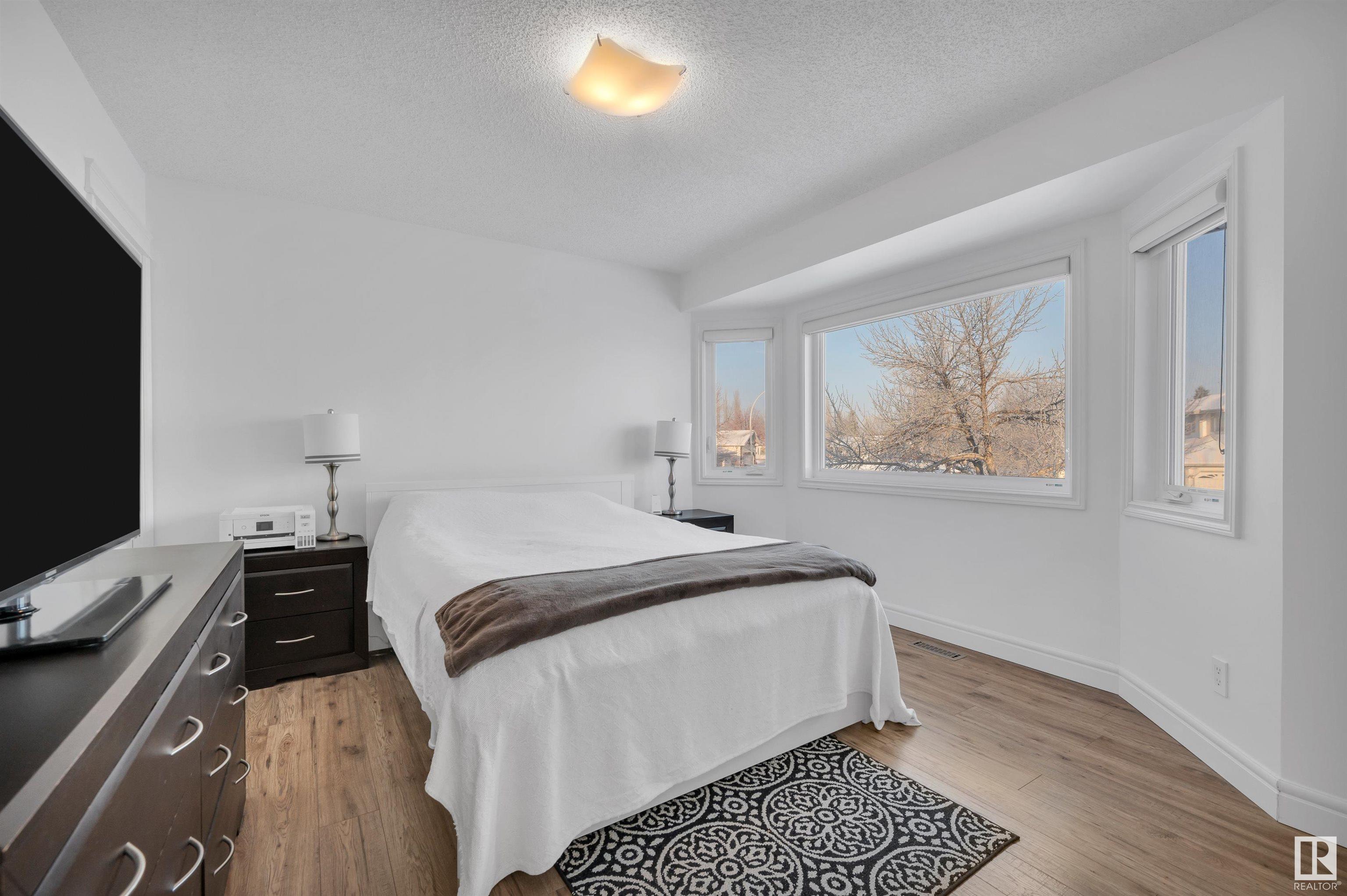      12 CANYON DR , Sherwood Park,  ,T8H 1N2 ;  Listing Number: MLS E4420759