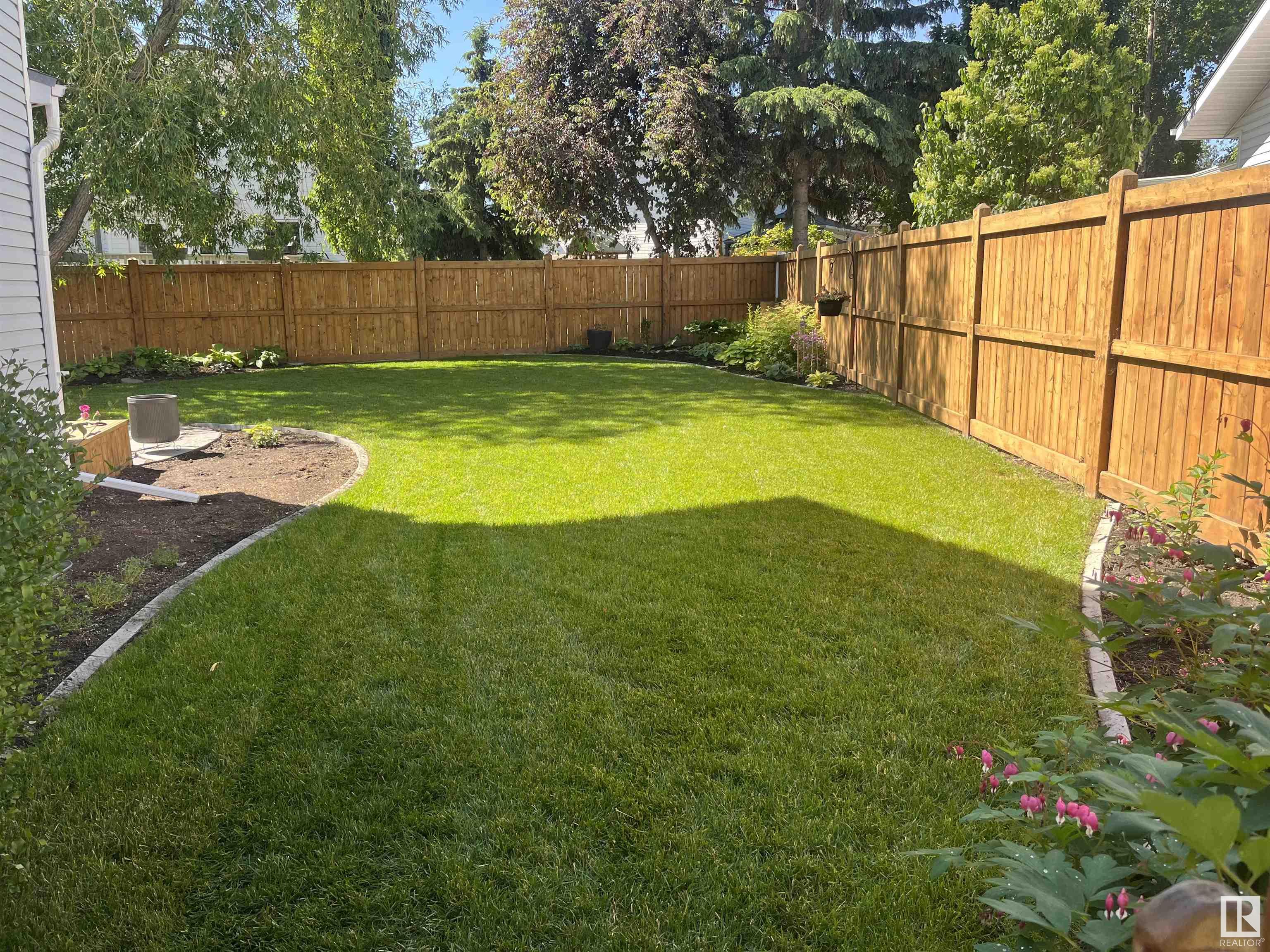      12 CANYON DR , Sherwood Park,  ,T8H 1N2 ;  Listing Number: MLS E4420759