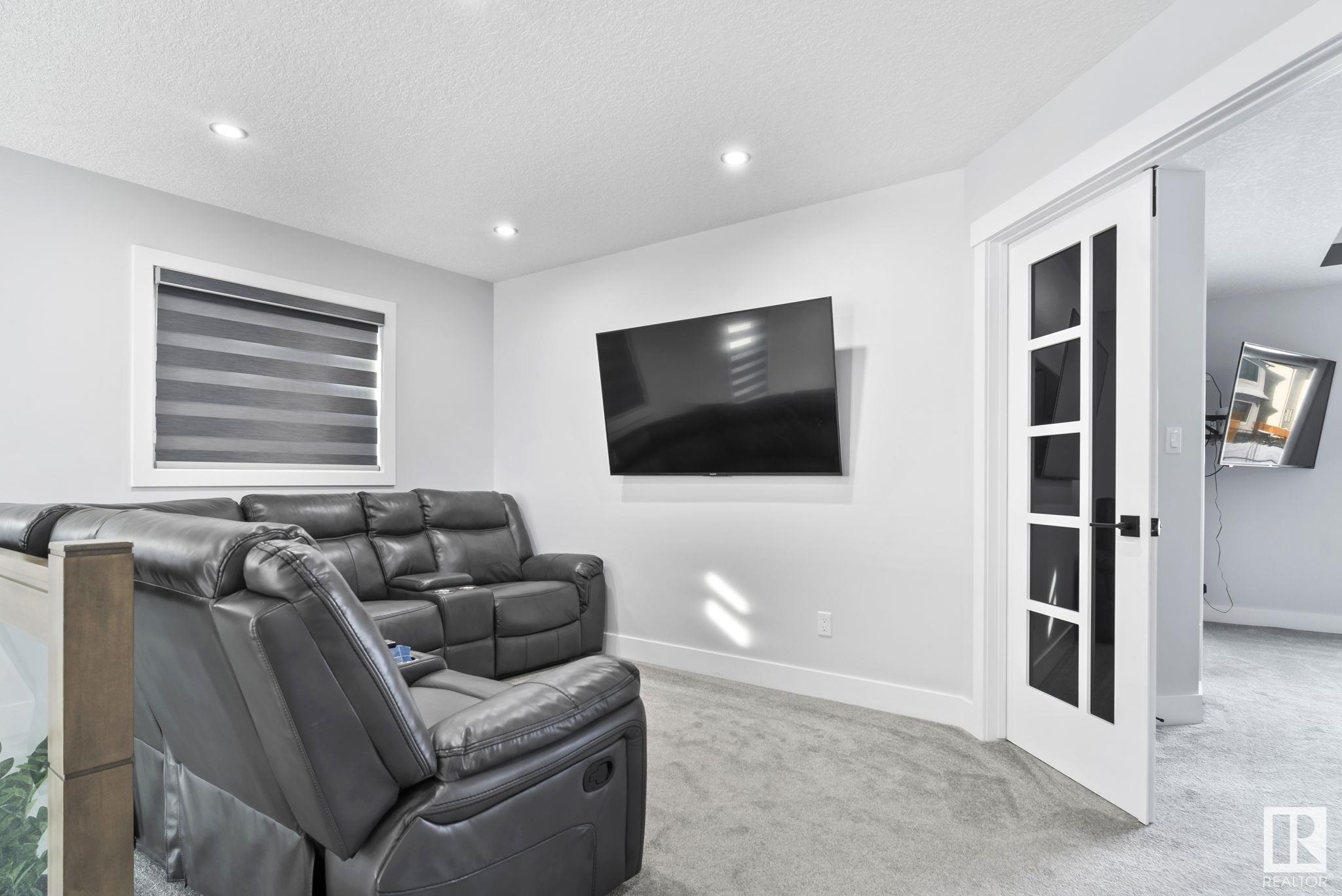      2012 18 AV NW , Edmonton,  ,T6T 2M8 ;  Listing Number: MLS E4420761
