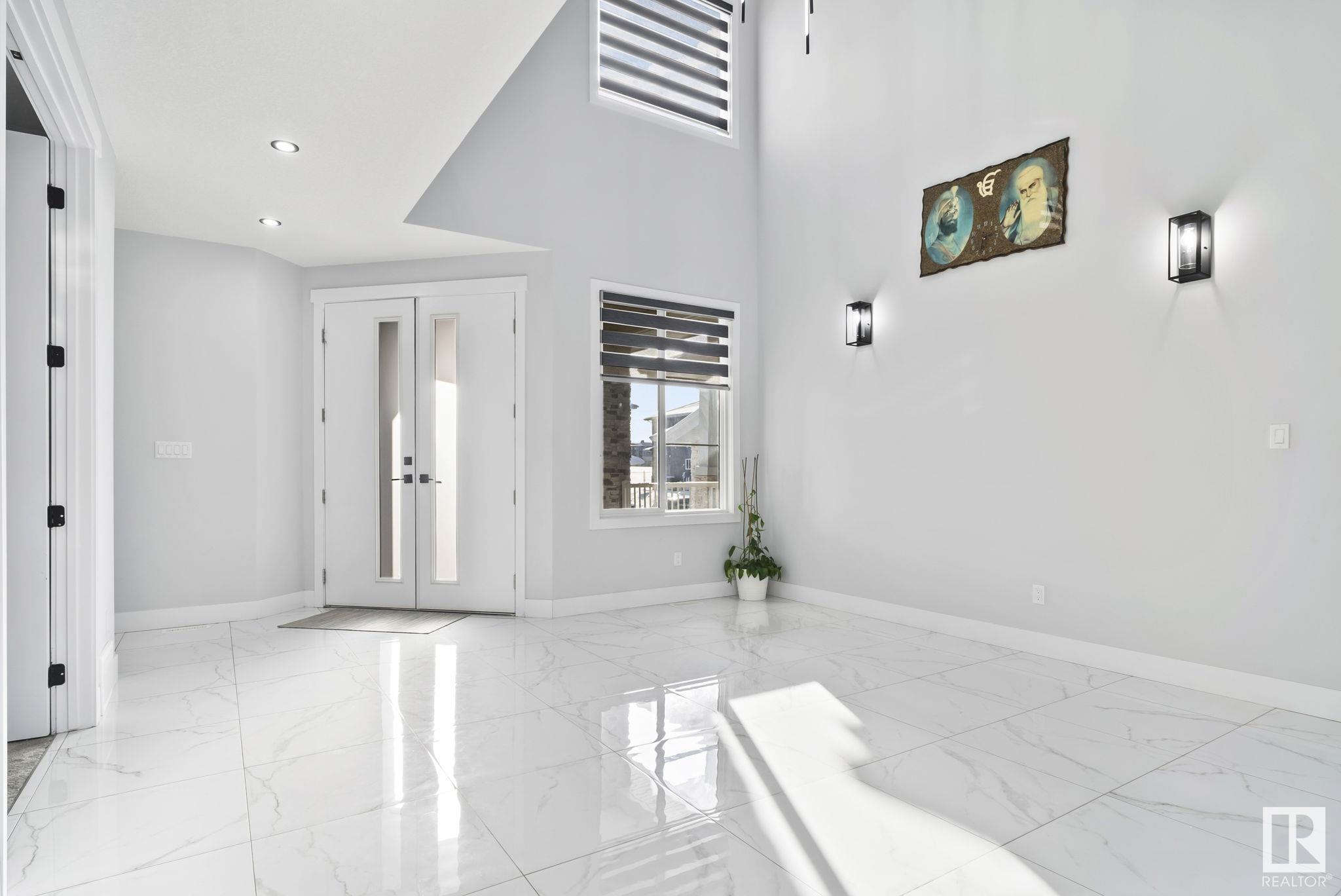      2012 18 AV NW , Edmonton,  ,T6T 2M8 ;  Listing Number: MLS E4420761