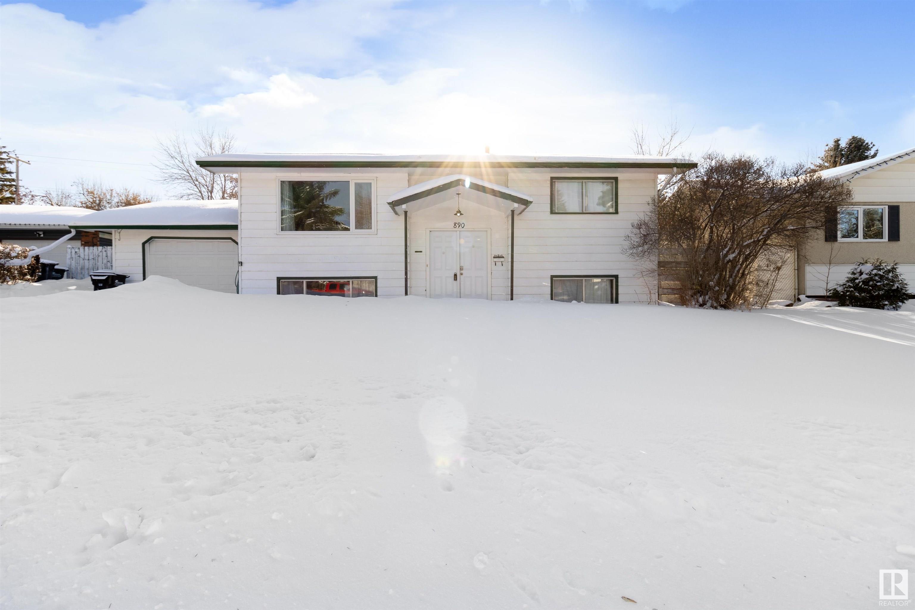      890 COTTONWOOD AV , Sherwood Park,  ,T8A 1Z2 ;  Listing Number: MLS E4420766