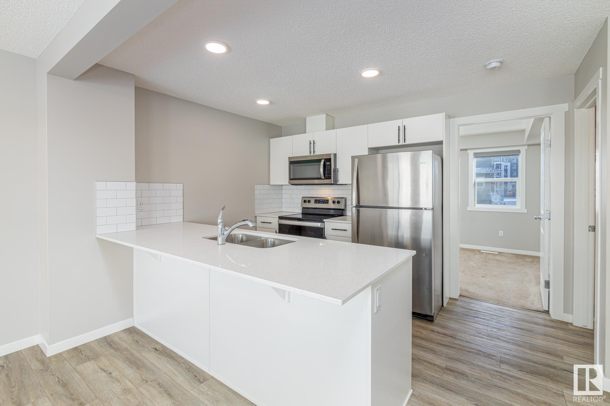      #19 1110 DANIELS LI SW , Edmonton,  ,T6W 4N6 ;  Listing Number: MLS E4420769