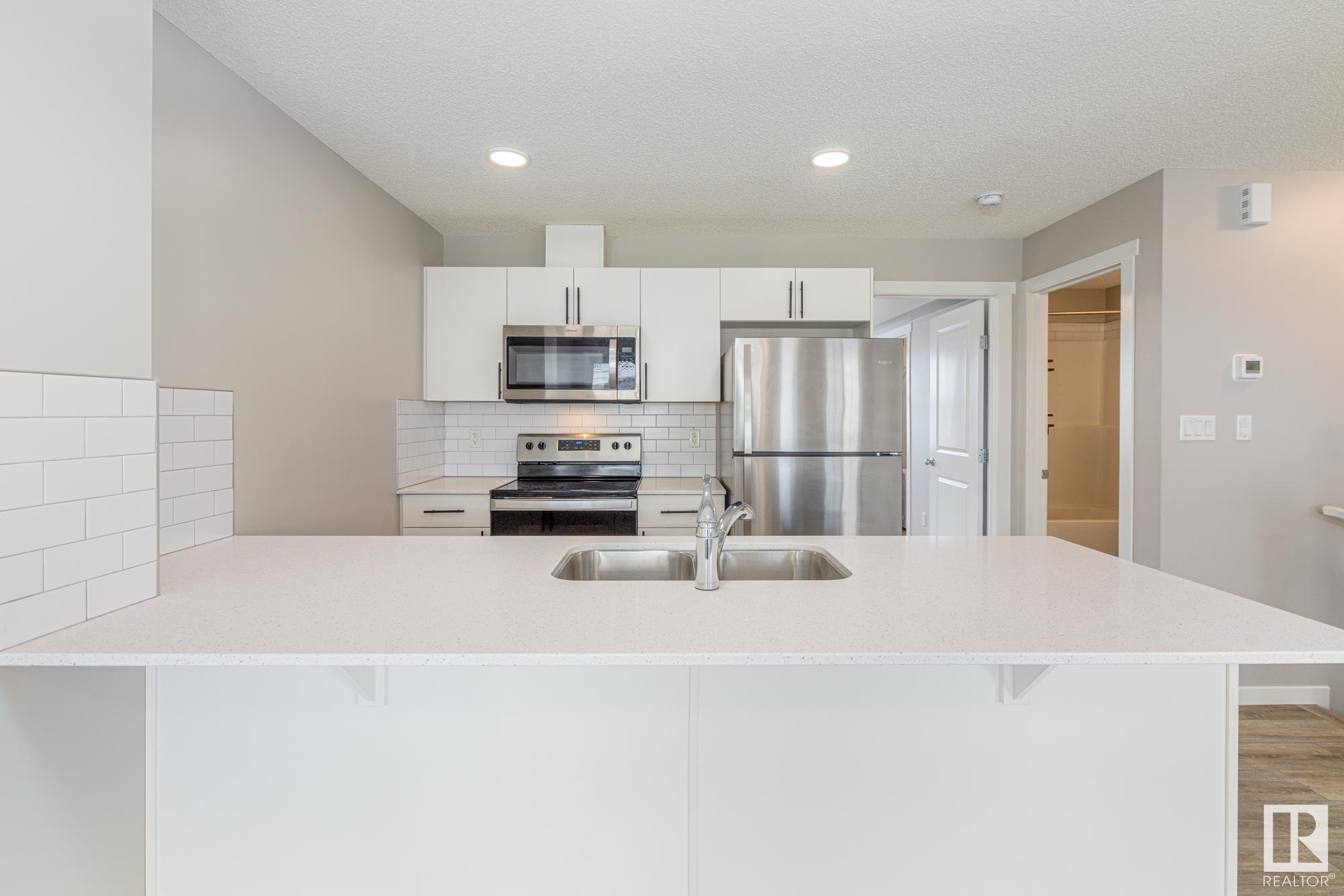      #19 1110 DANIELS LI SW , Edmonton,  ,T6W 4N6 ;  Listing Number: MLS E4420769