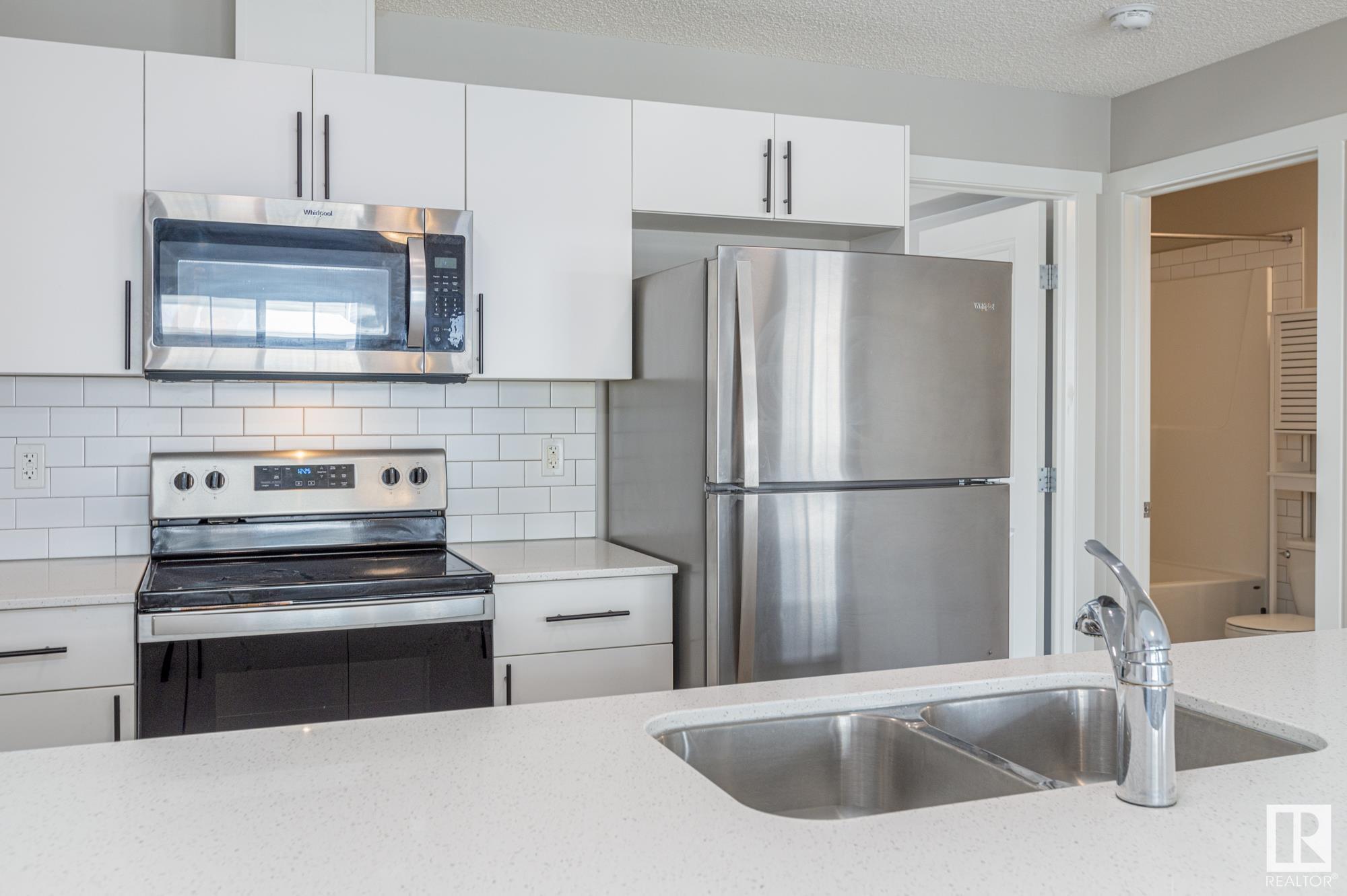      #19 1110 DANIELS LI SW , Edmonton,  ,T6W 4N6 ;  Listing Number: MLS E4420769