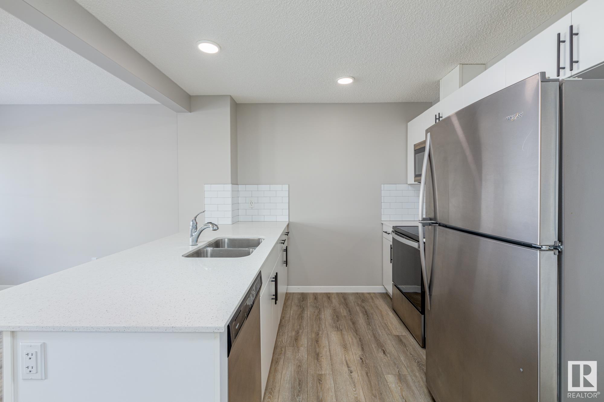      #19 1110 DANIELS LI SW , Edmonton,  ,T6W 4N6 ;  Listing Number: MLS E4420769