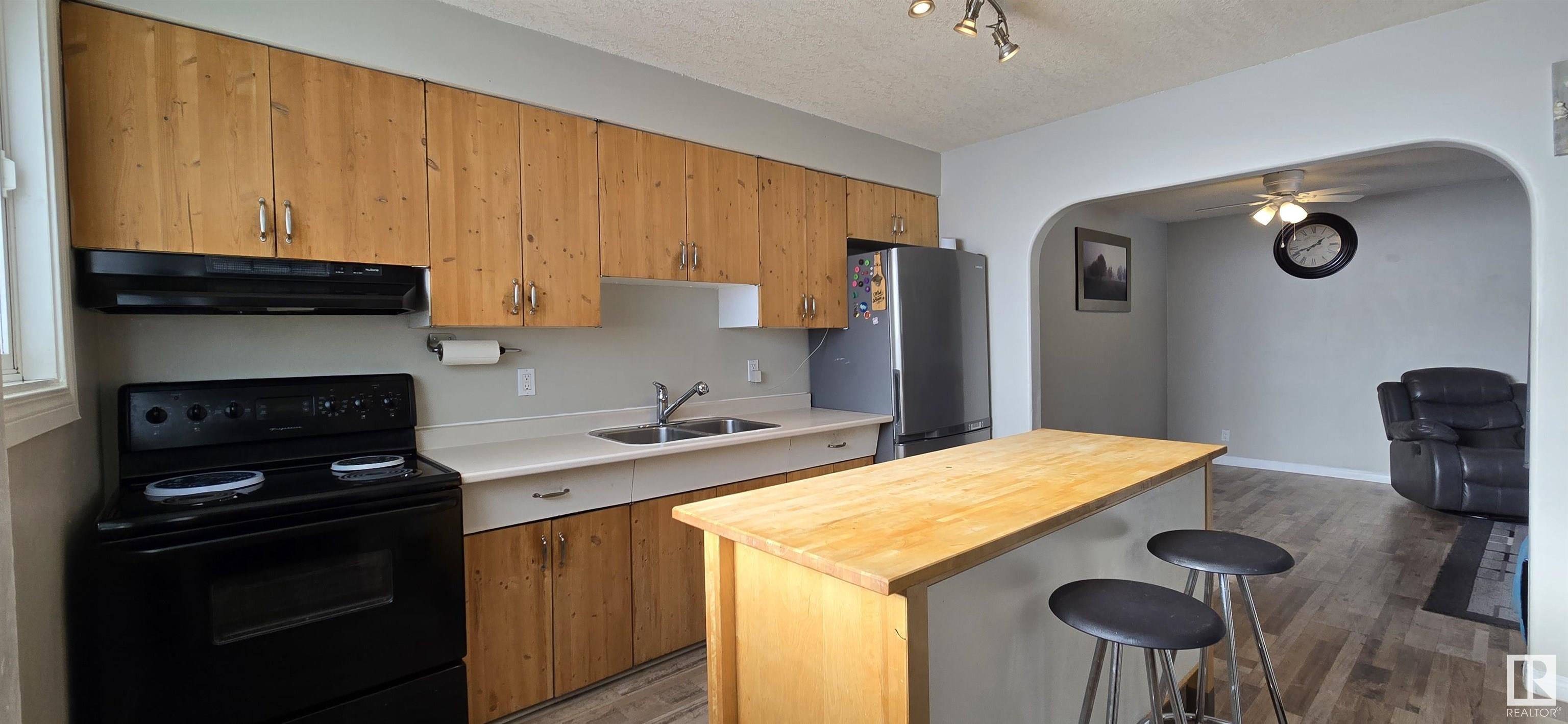      12940 65 ST NW , Edmonton,  ,T5A 0Z7 ;  Listing Number: MLS E4420770