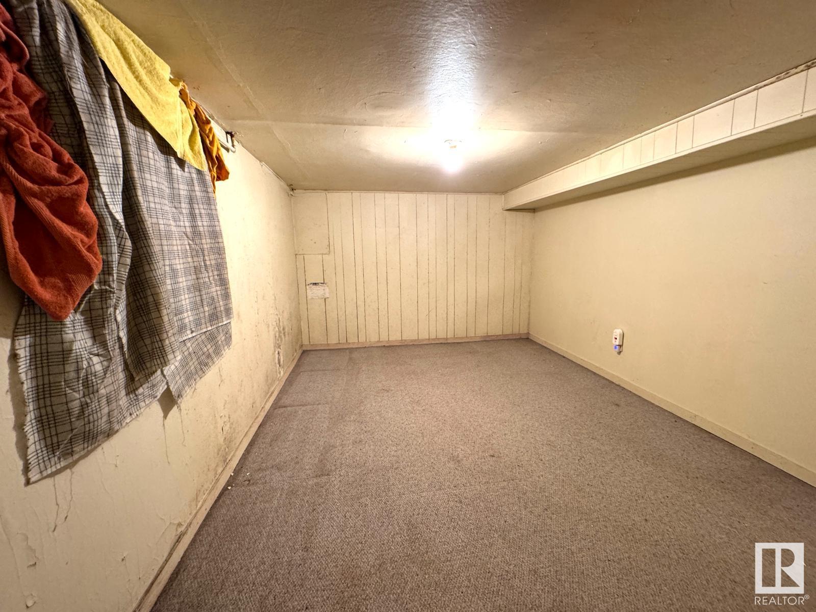      11641 95A ST NW , Edmonton,  ,T5G 1P7 ;  Listing Number: MLS E4420778