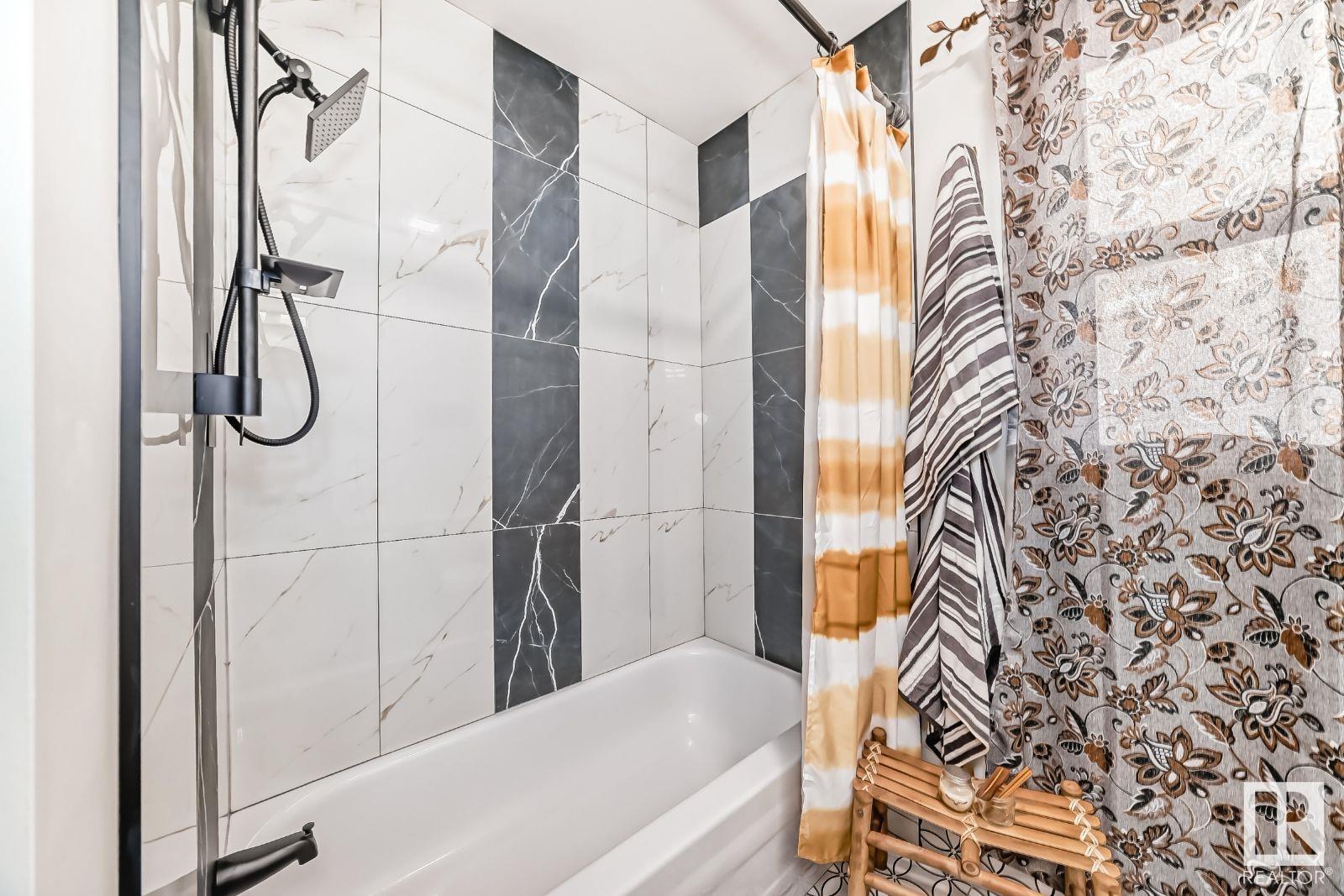      4237 117 AV NW , Edmonton,  ,T5W 0Y3 ;  Listing Number: MLS E4420779