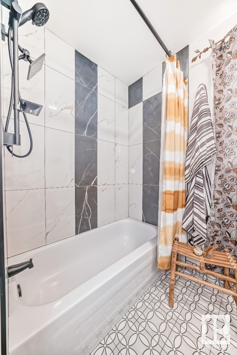      4237 117 AV NW , Edmonton,  ,T5W 0Y3 ;  Listing Number: MLS E4420779