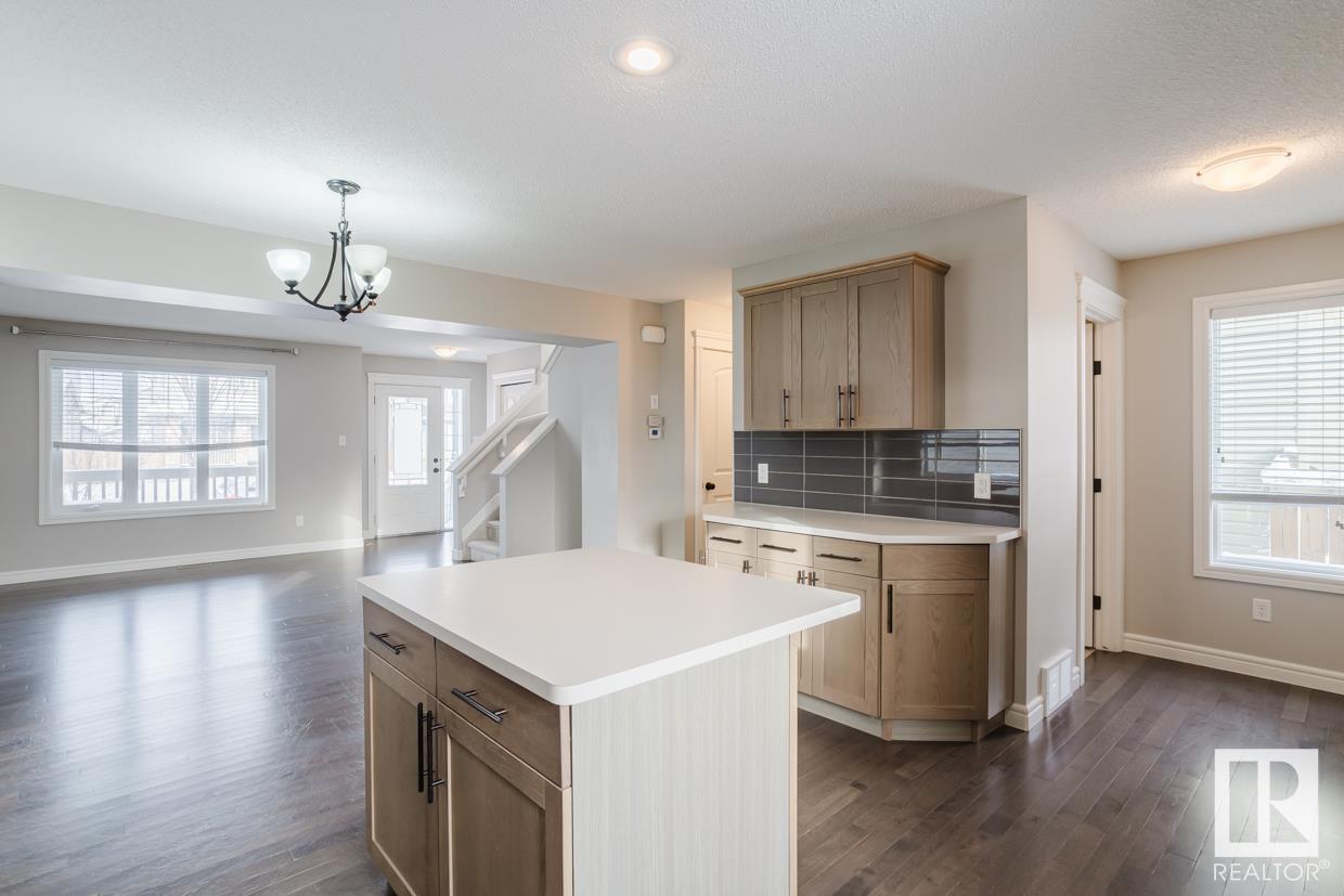      17823 6 AV SW , Edmonton,  ,T6W 2L4 ;  Listing Number: MLS E4420784