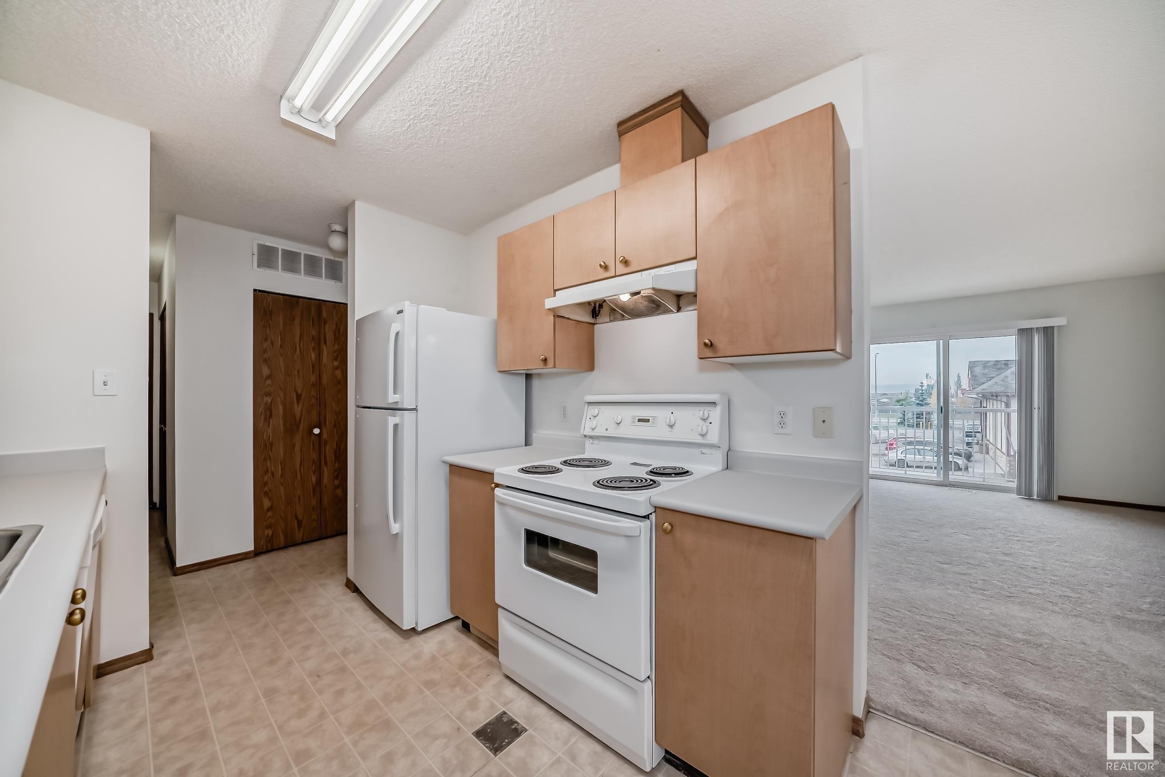      #107 620 KING ST , Spruce Grove,  ,T7X 4K1 ;  Listing Number: MLS E4420785