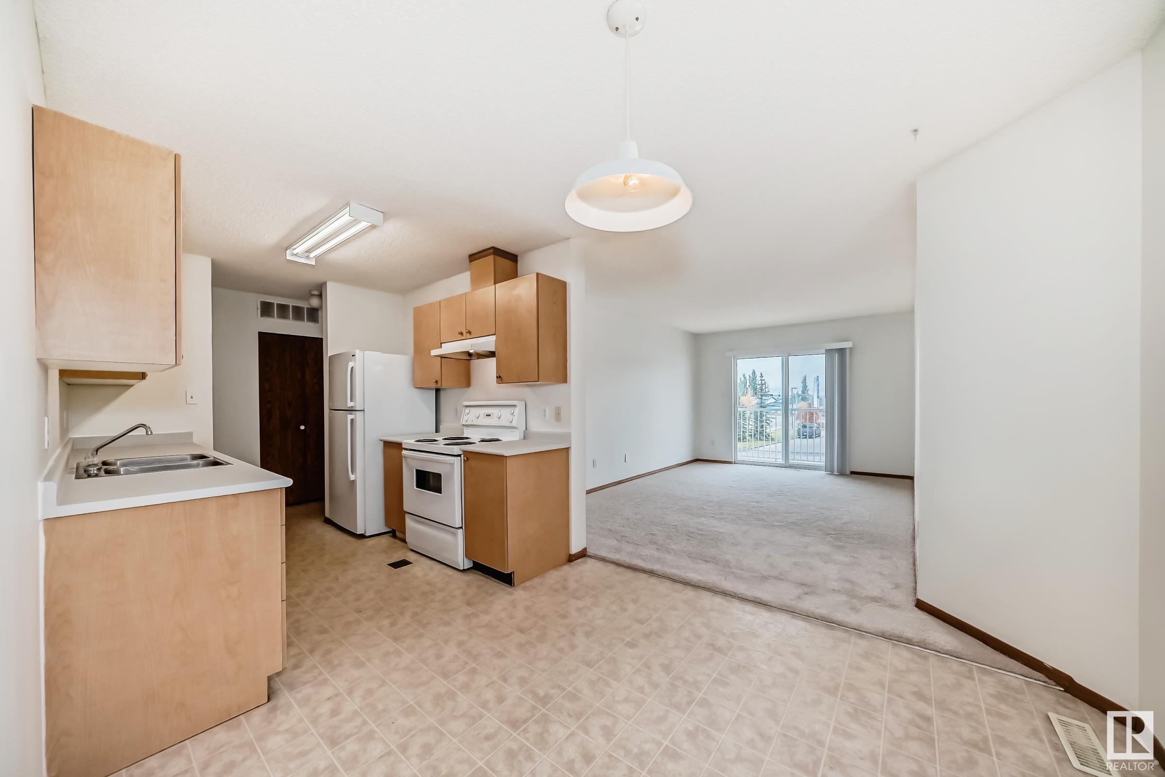      #107 620 KING ST , Spruce Grove,  ,T7X 4K1 ;  Listing Number: MLS E4420785