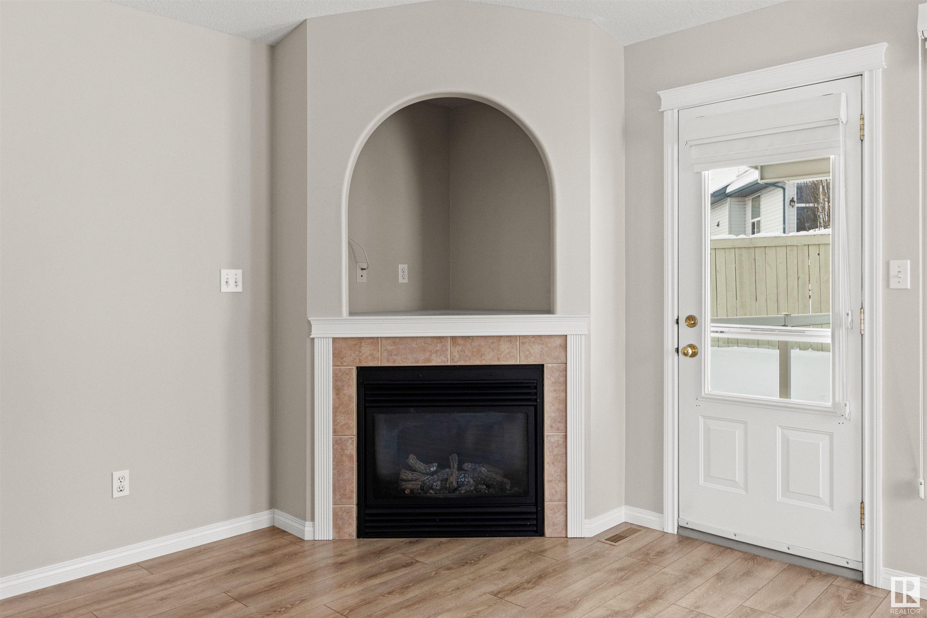      5 WILLOW PARK ViILLAS , Stony Plain,  ,T7Z 2W3 ;  Listing Number: MLS E4420786