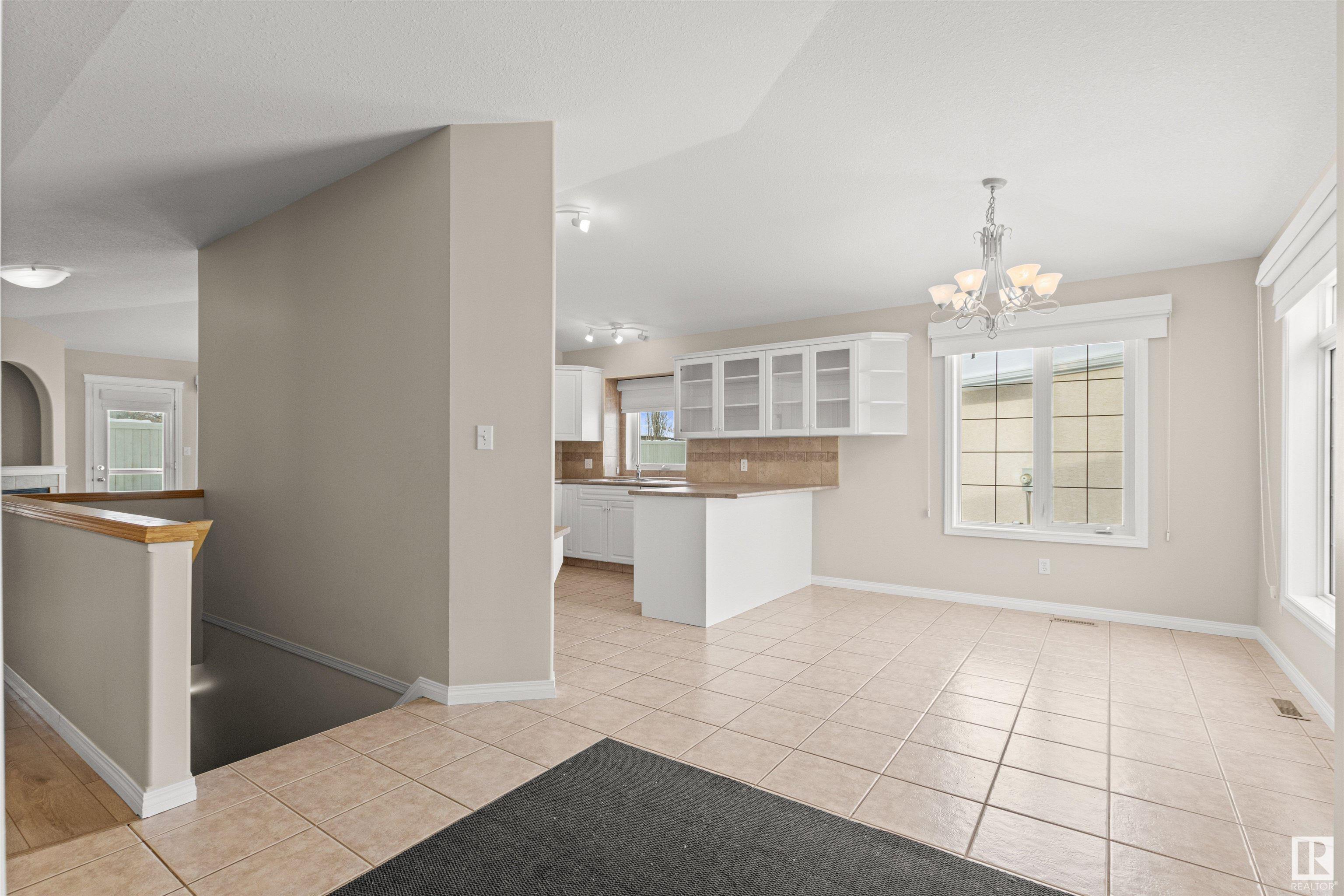      5 WILLOW PARK ViILLAS , Stony Plain,  ,T7Z 2W3 ;  Listing Number: MLS E4420786